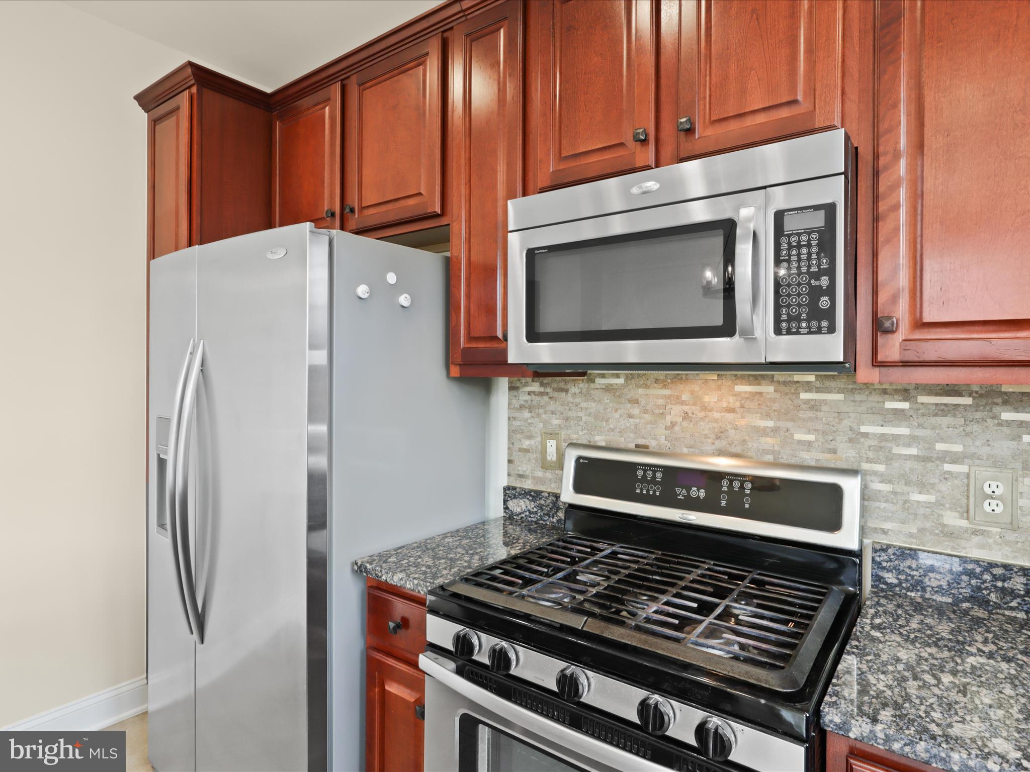 GOOSE CREEK VILLAGE NORTH - Residential