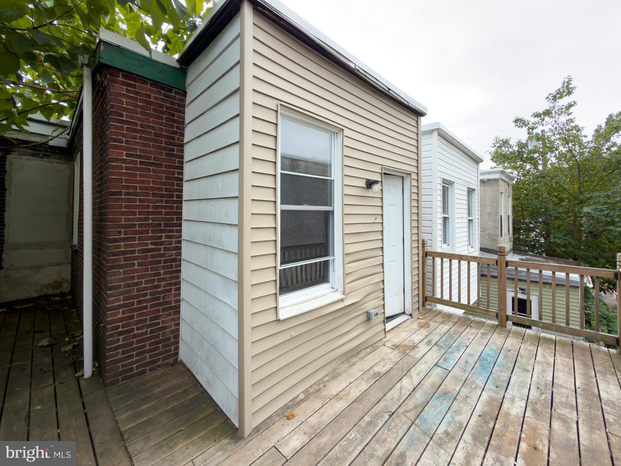 MANTUA - Residential