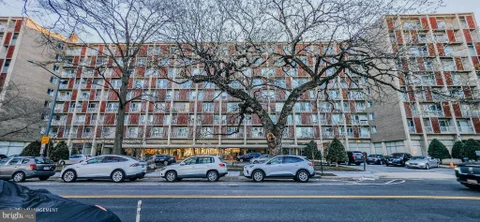 800 4th Street SW Unit S402, Washington, DC 20024 - #: DCDC2259594