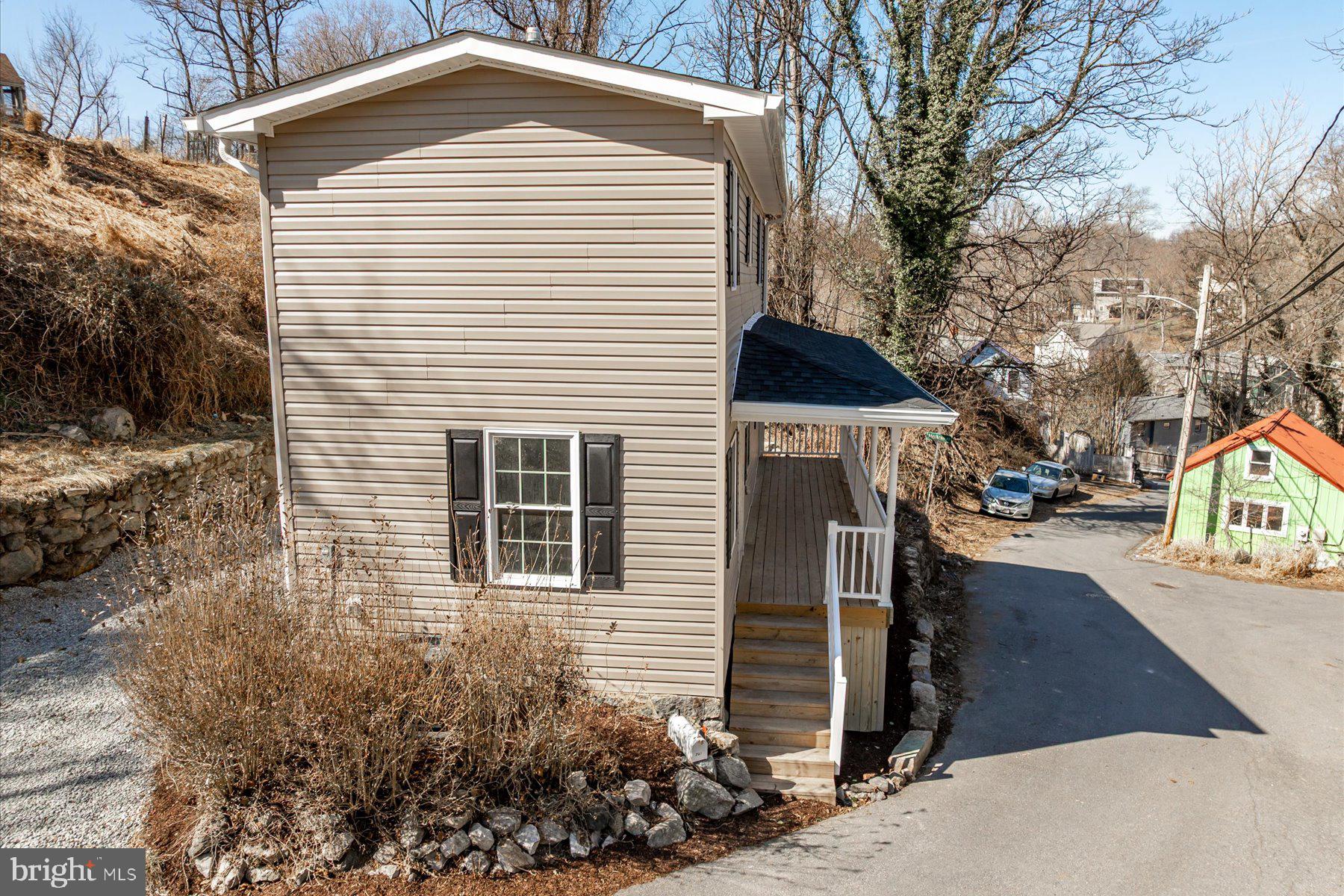 ELLICOTT CITY - Residential