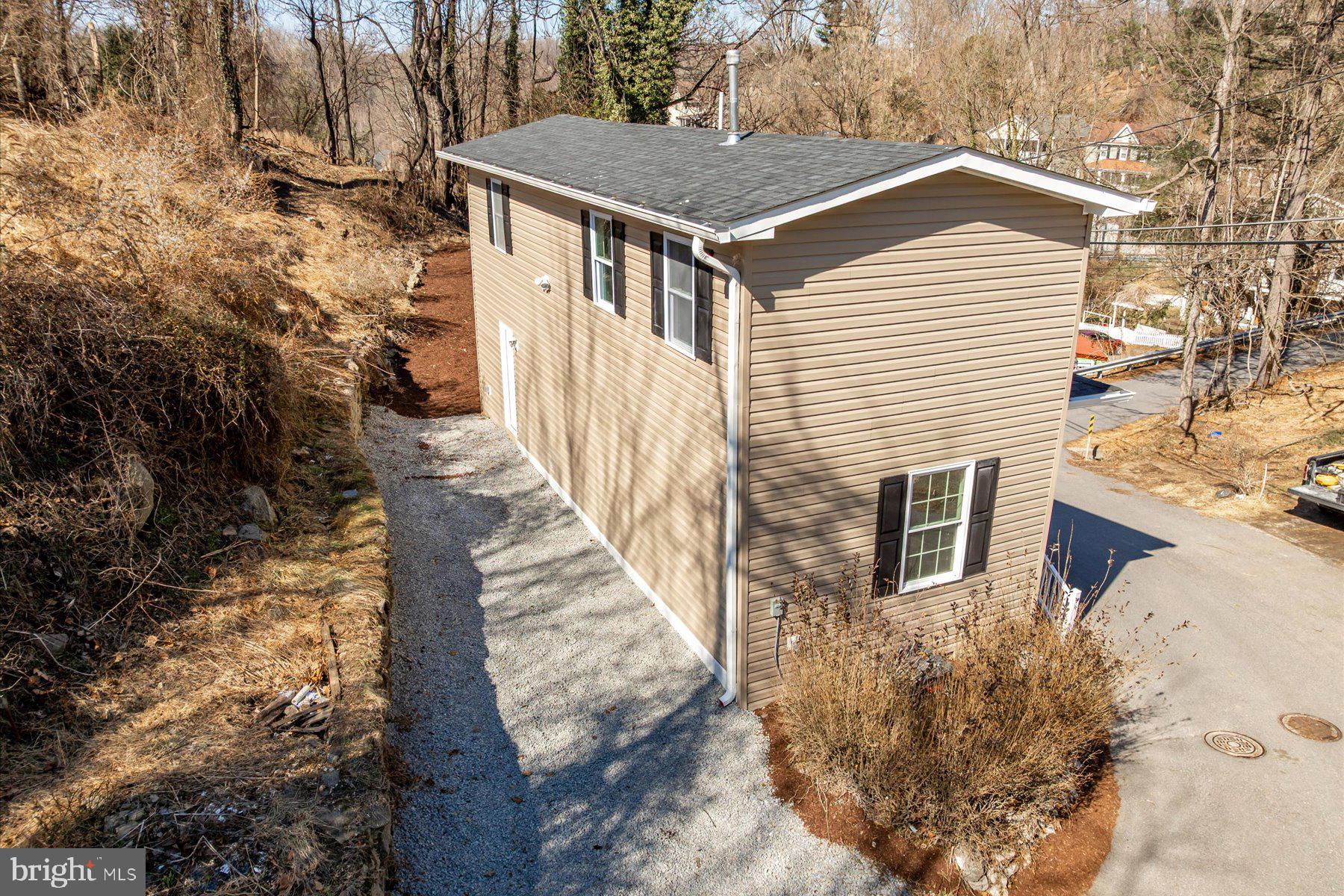 ELLICOTT CITY - Residential