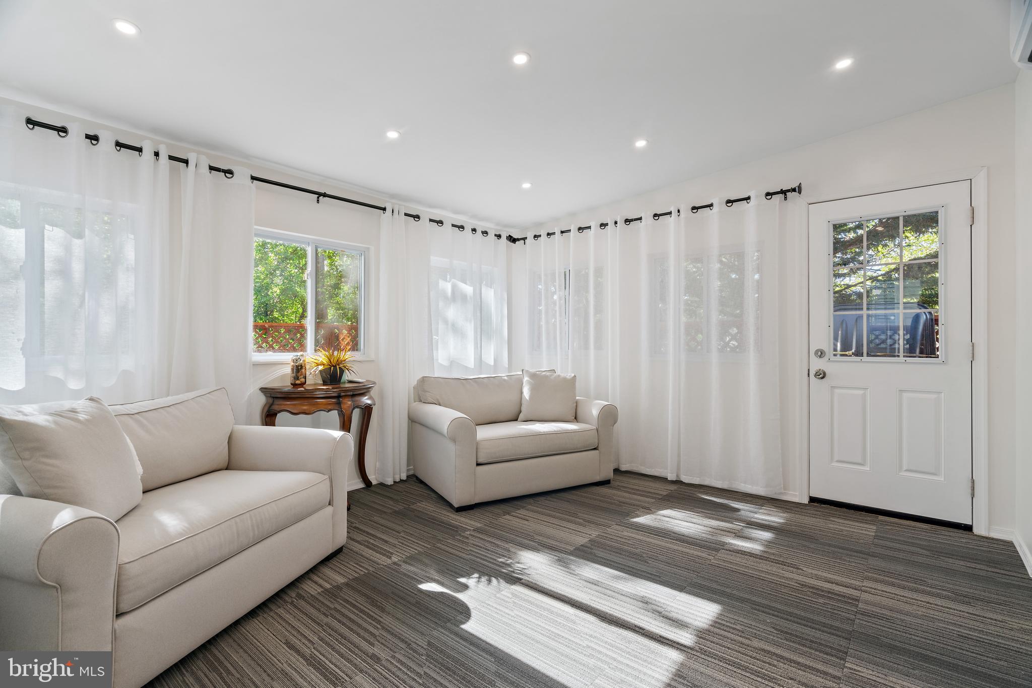 DORSEY ESTATES - Residential