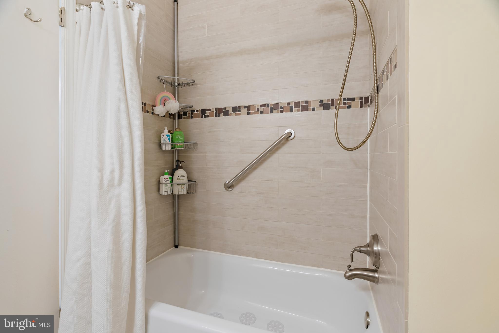 DORSEY ESTATES - Residential