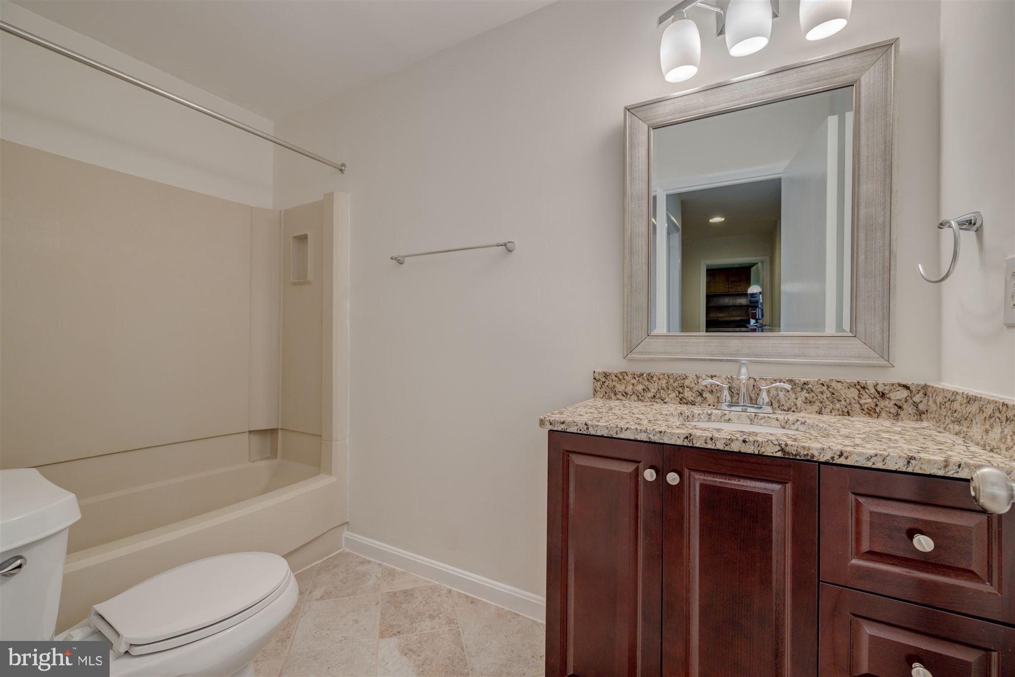 RESTON - Residential