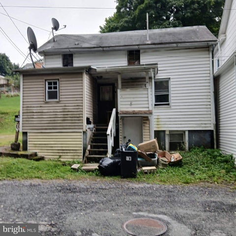 Homes For Sale - 308 E Elm Street<br/> TAMAQUA, PA 18252