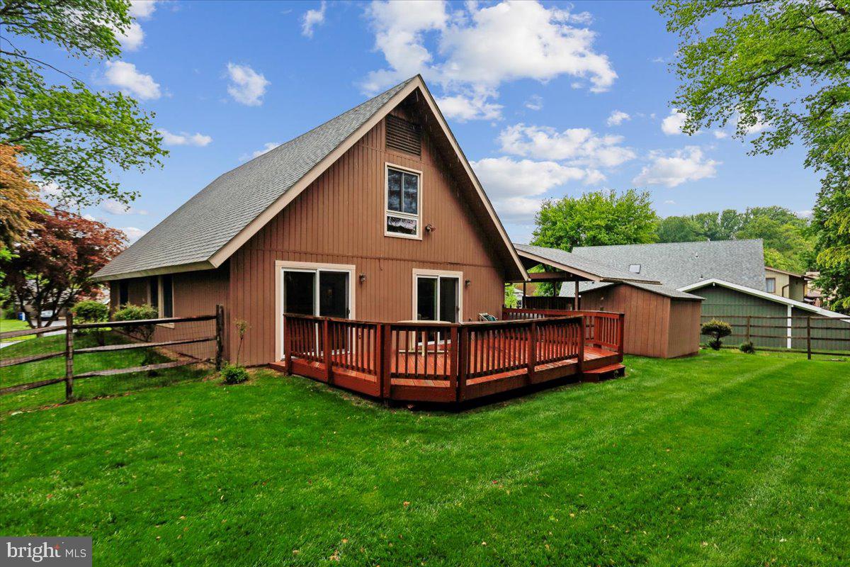 BROOKEVILLE KNOLLS - Residential