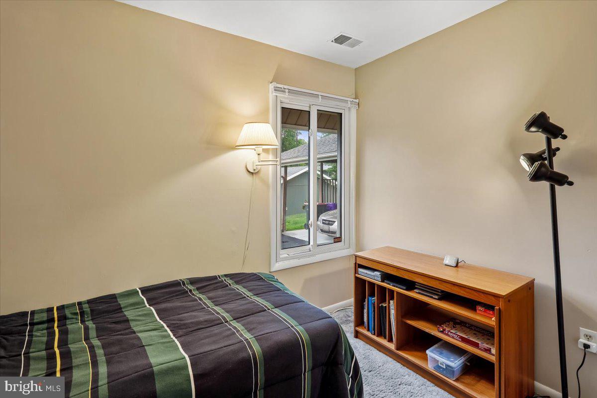 BROOKEVILLE KNOLLS - Residential