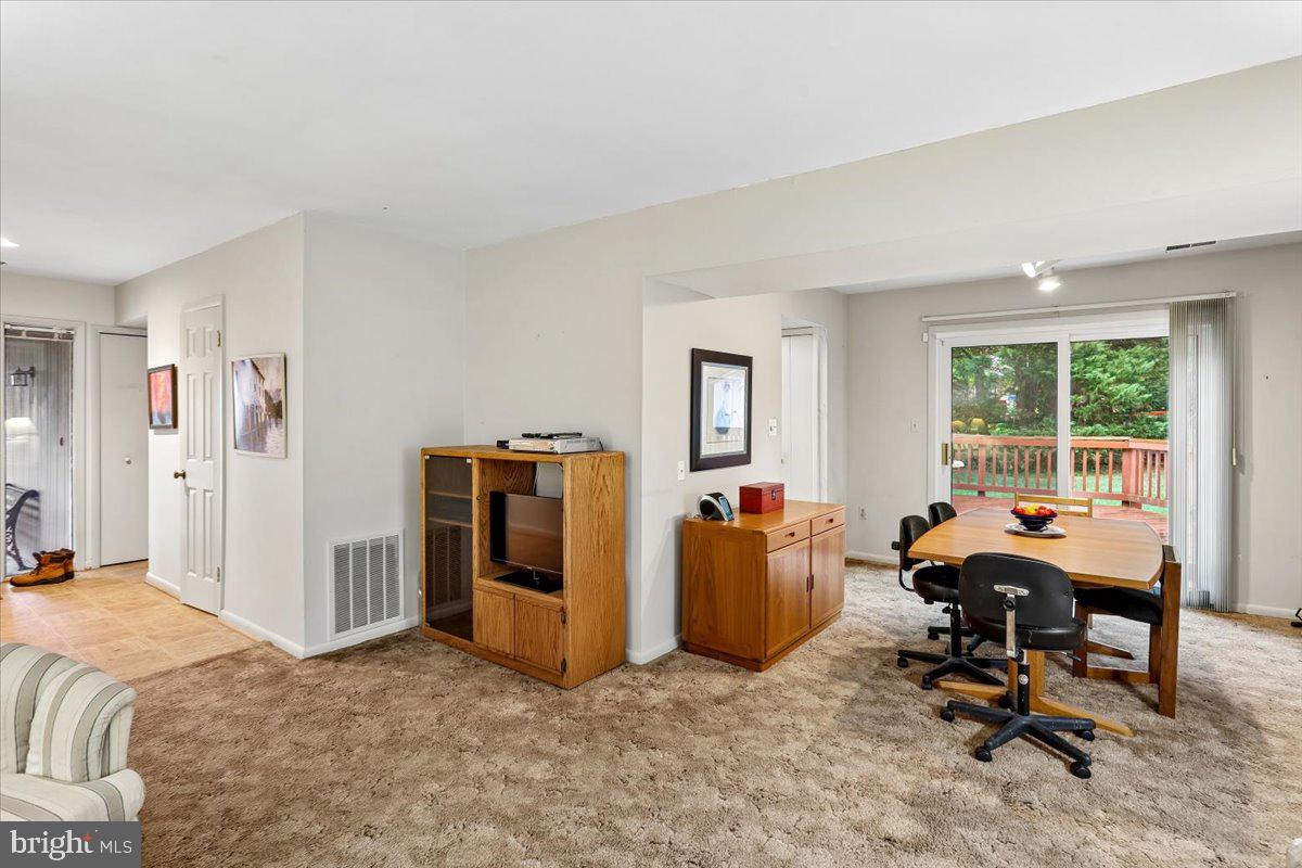 BROOKEVILLE KNOLLS - Residential