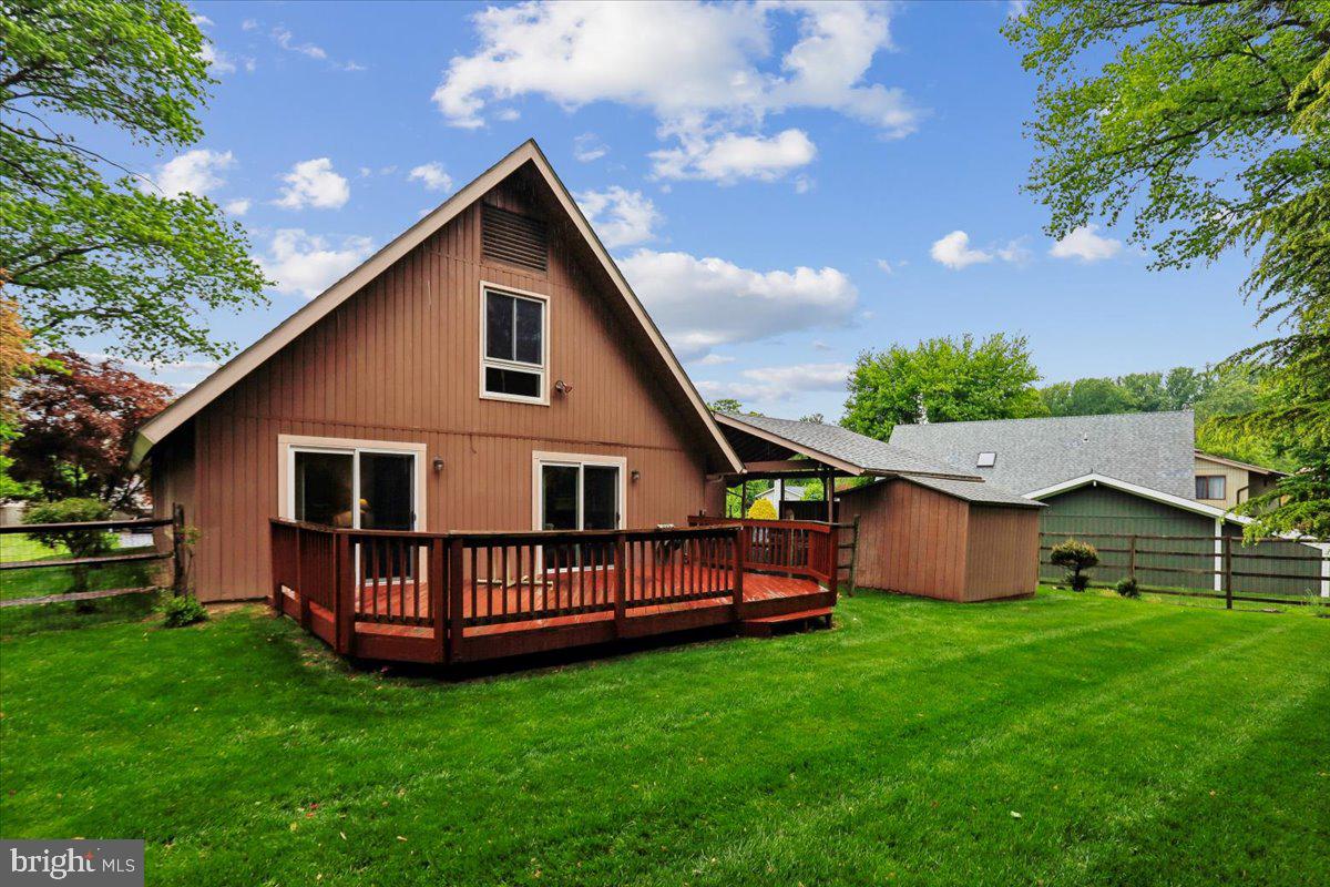 BROOKEVILLE KNOLLS - Residential
