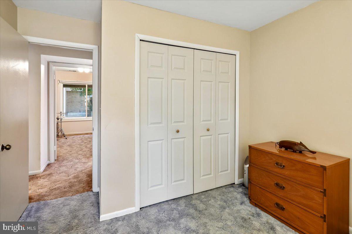 BROOKEVILLE KNOLLS - Residential