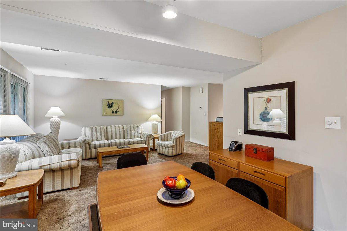 BROOKEVILLE KNOLLS - Residential