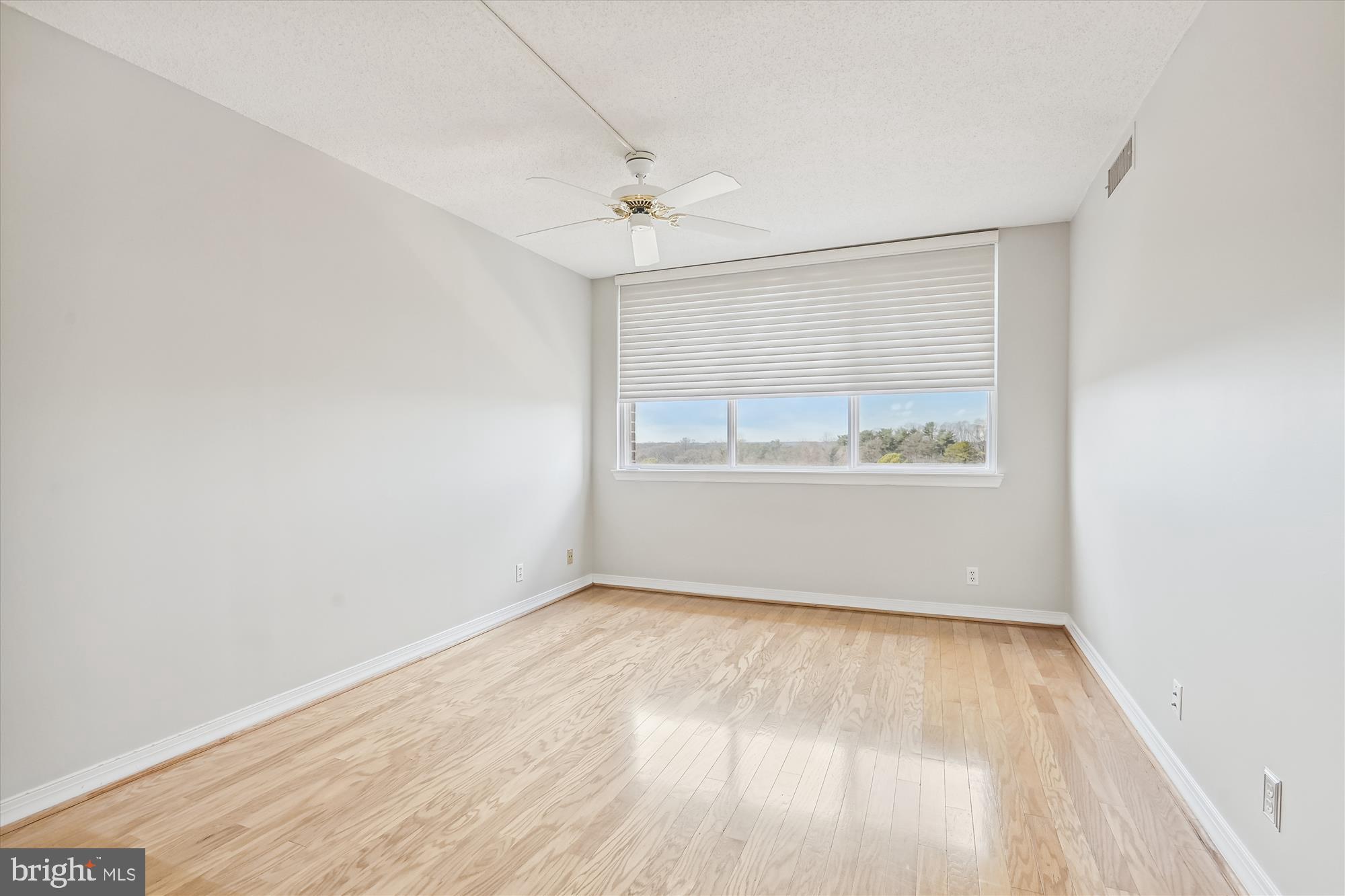 THE WISCONSIN - Residential