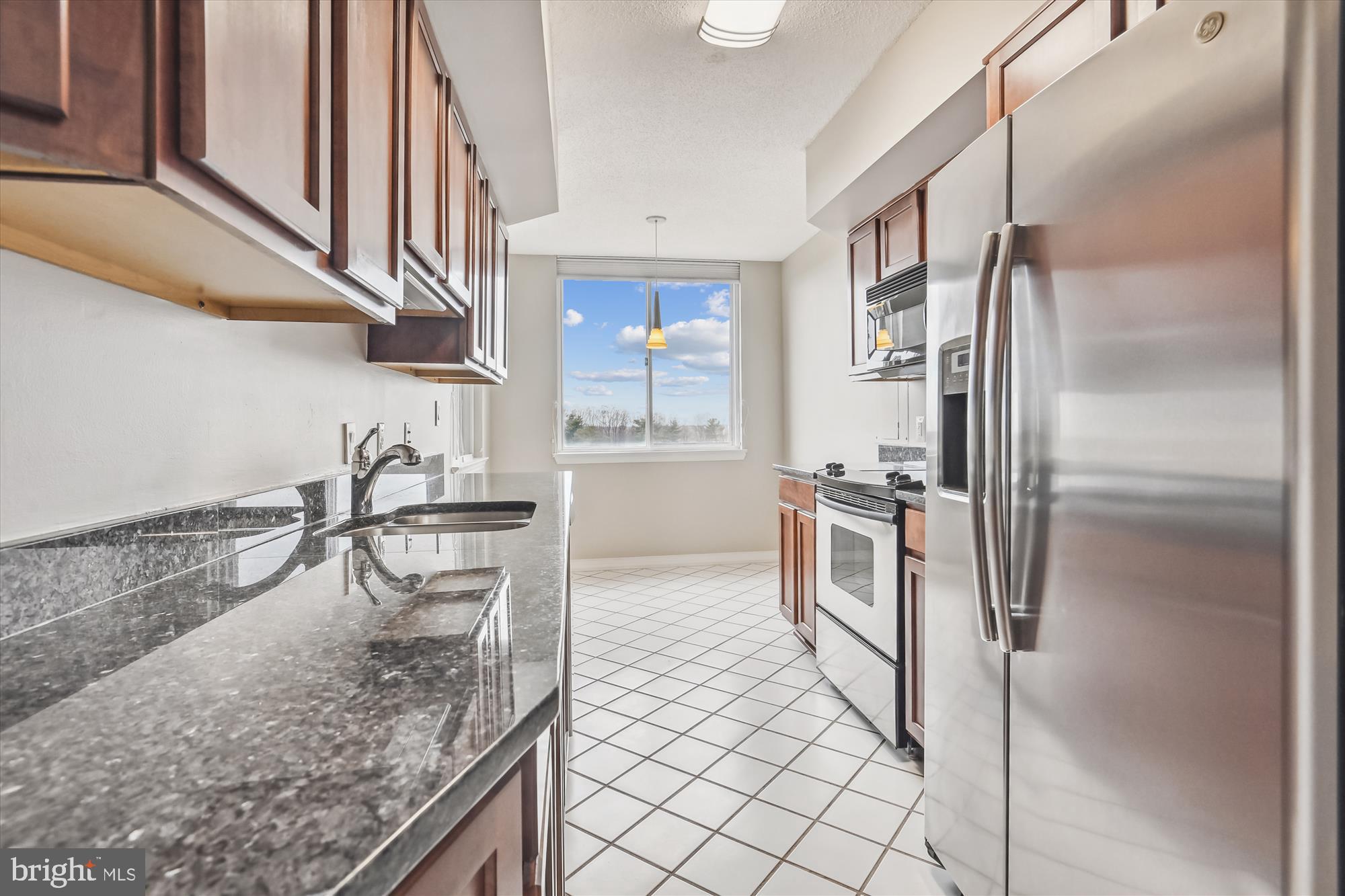 THE WISCONSIN - Residential