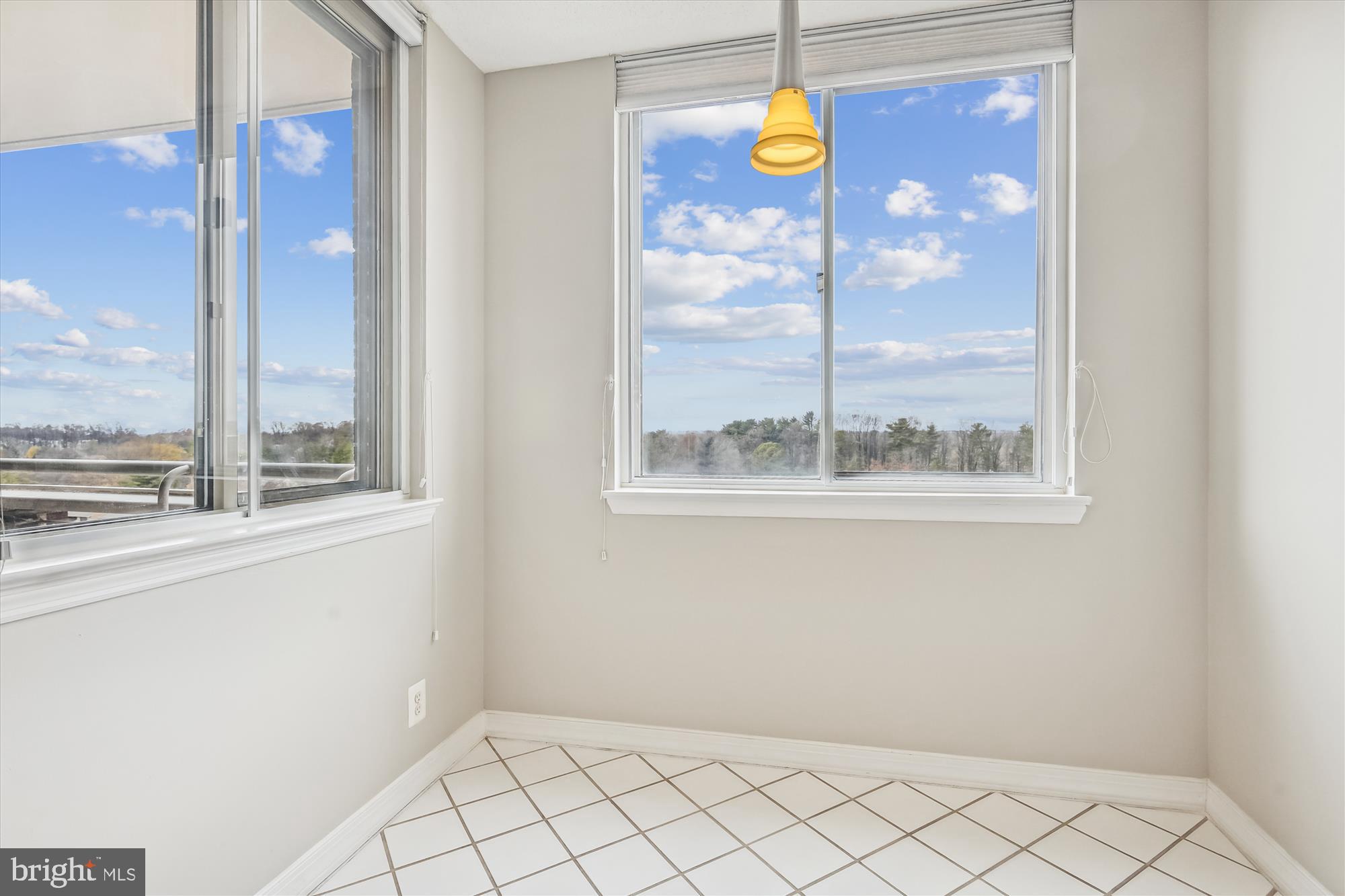 THE WISCONSIN - Residential