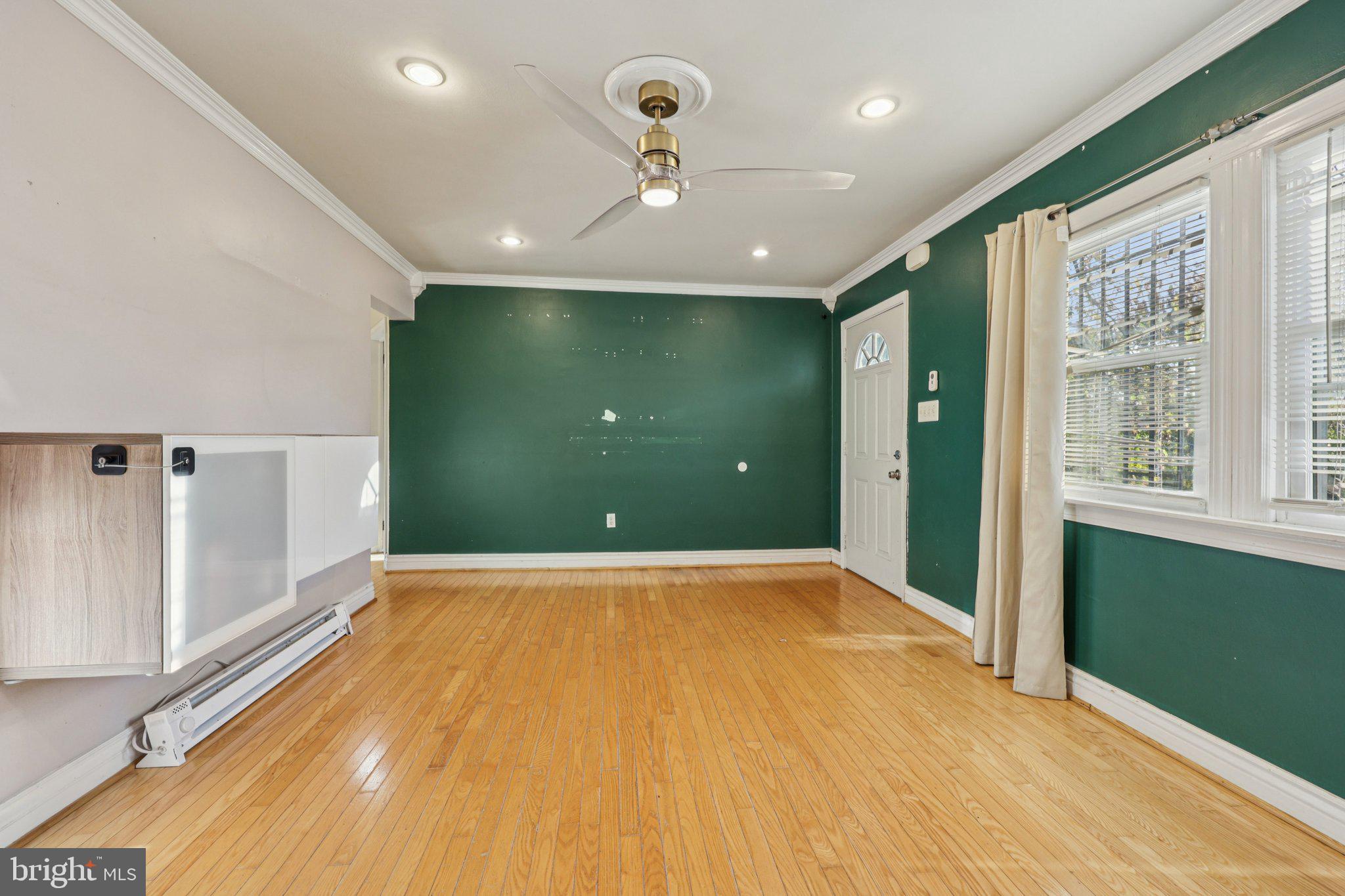 CAPITOL HEIGHTS - Residential