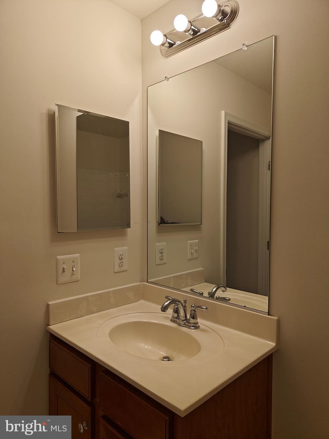 DOMINION CROSSING - Residential