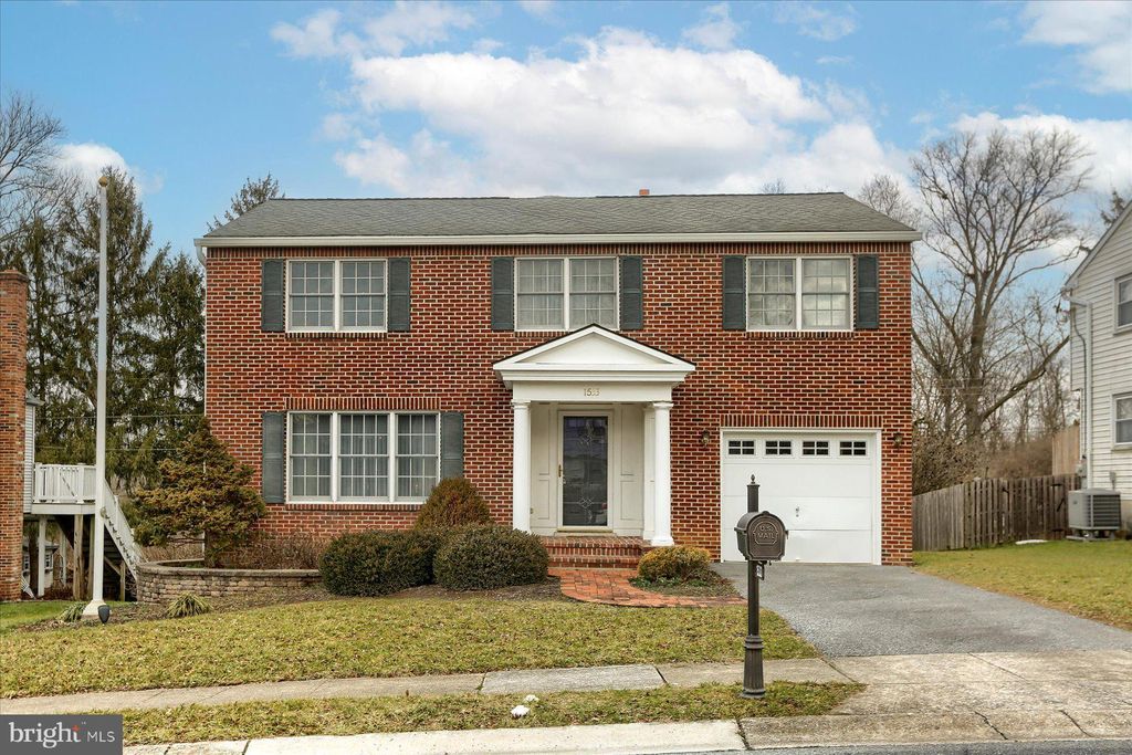 Photo of 1533 Robert Road, Lancaster, PA 17601 (MLS # PALA2046210)
