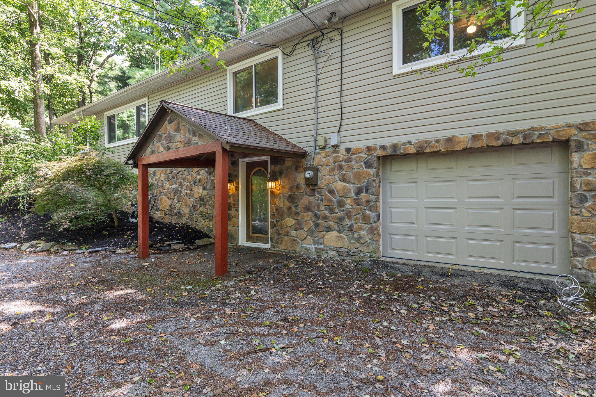 115 WAGNER ROAD