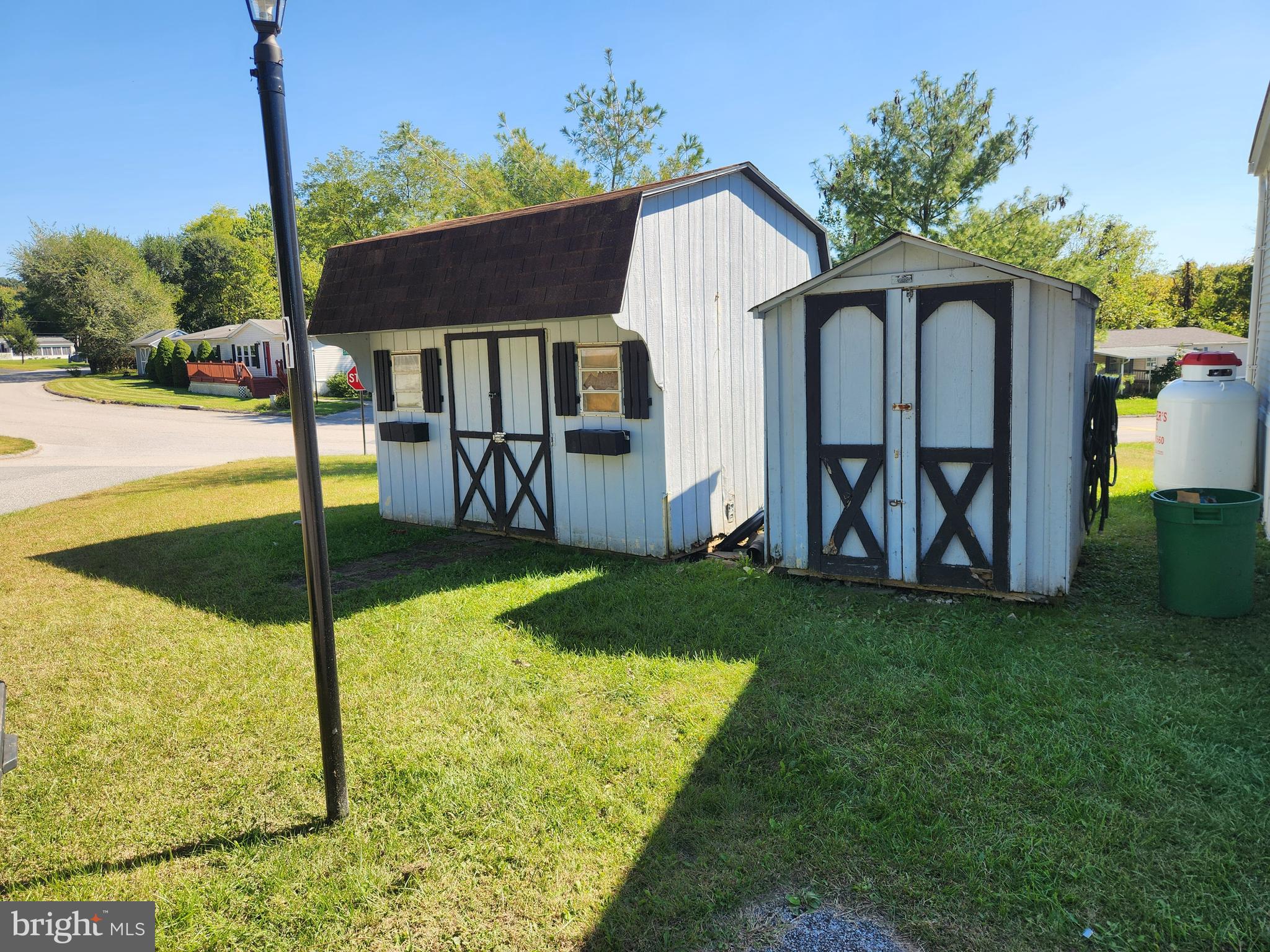 NEWBERRY FARMS - Residential