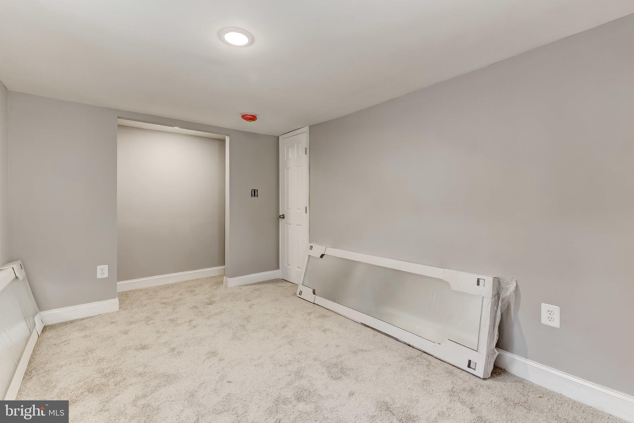 HOWARD PARK - Residential