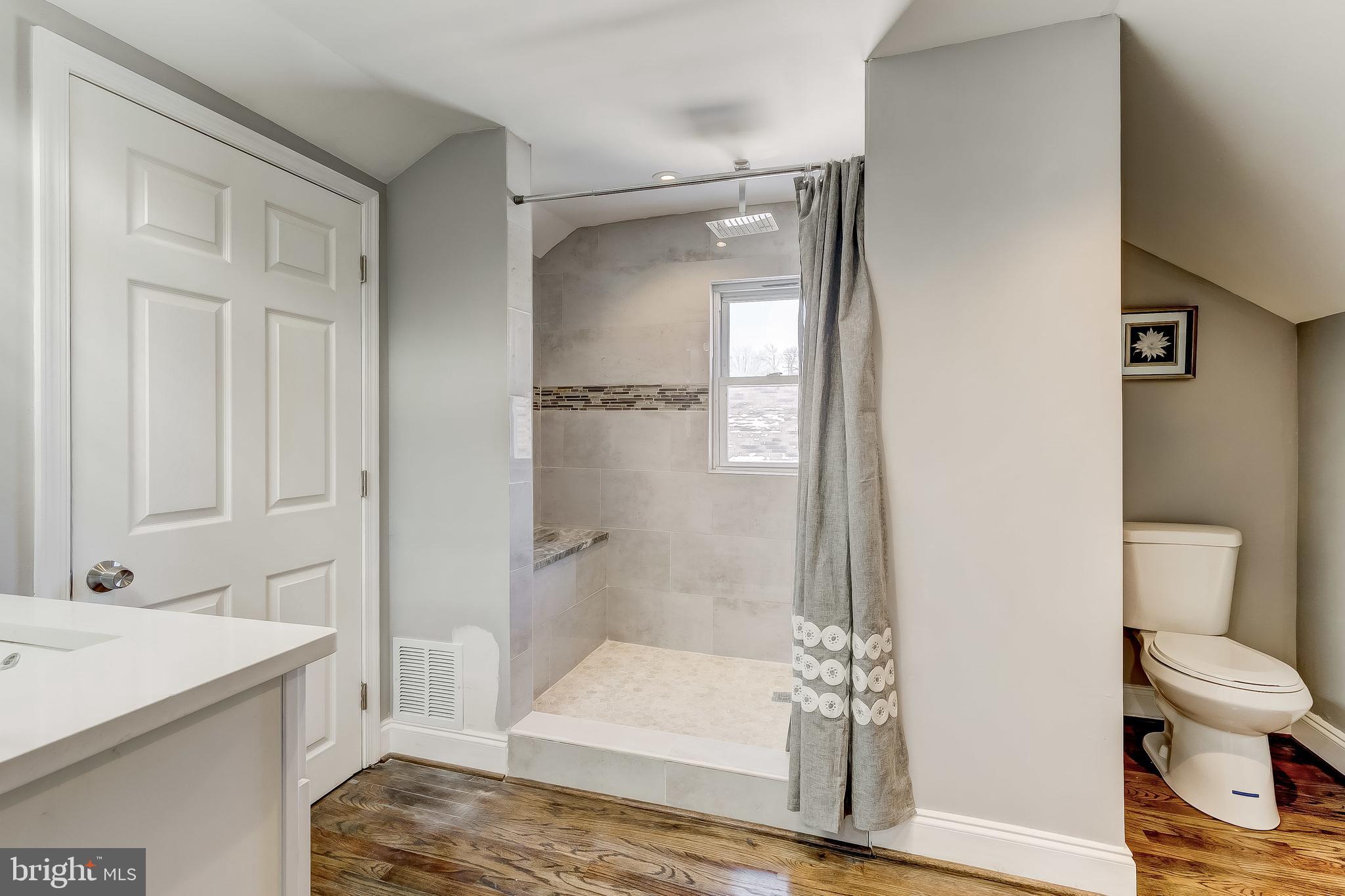 HOWARD PARK - Residential