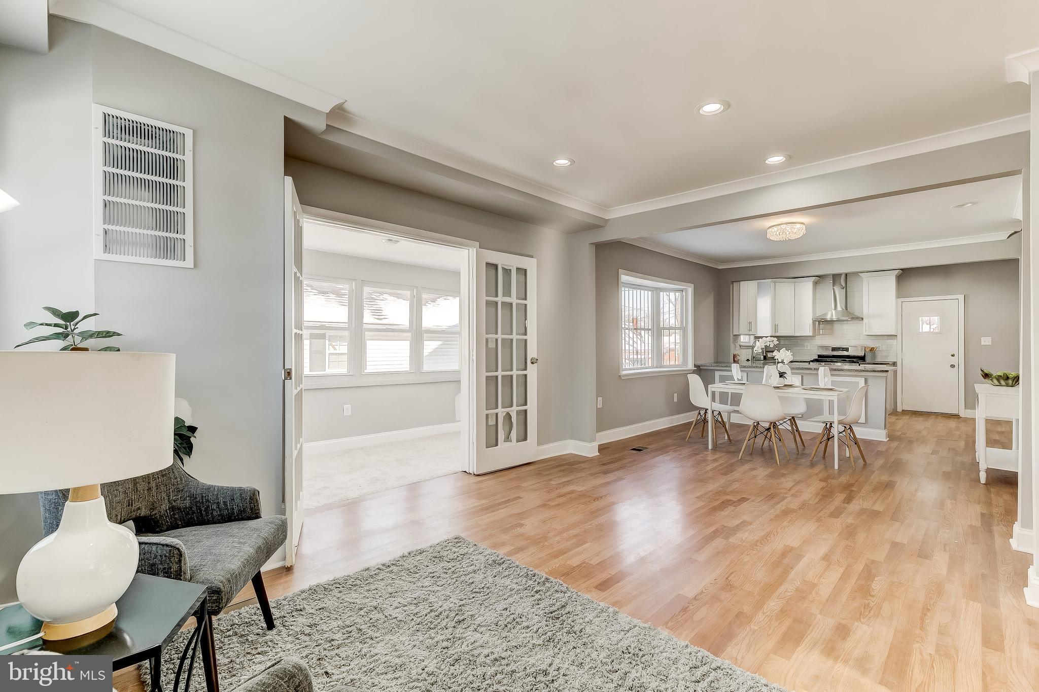 HOWARD PARK - Residential