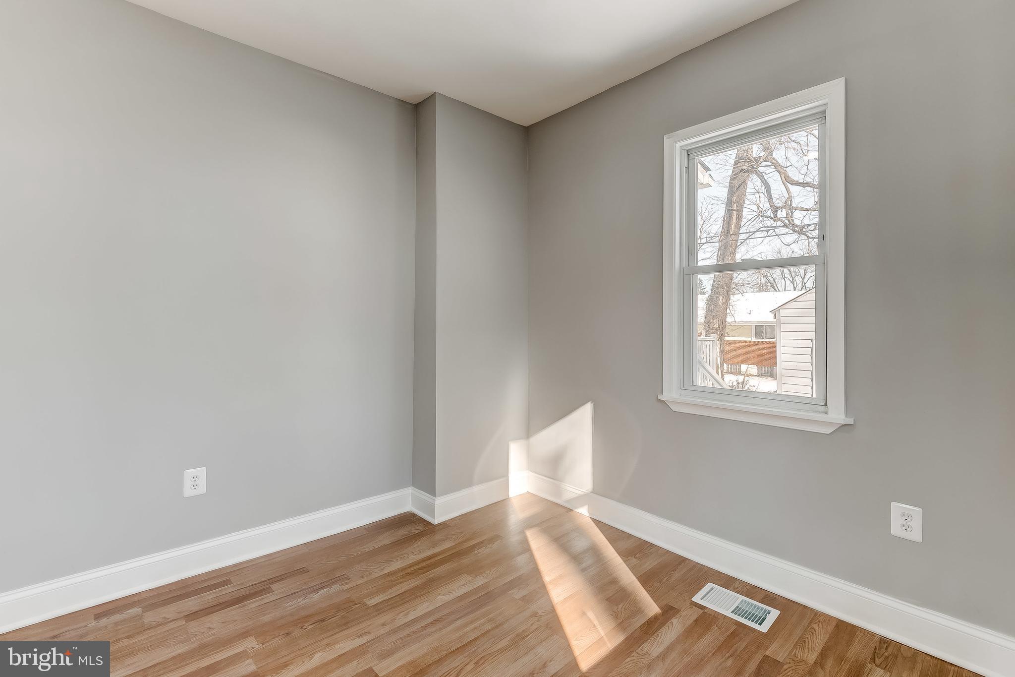 HOWARD PARK - Residential