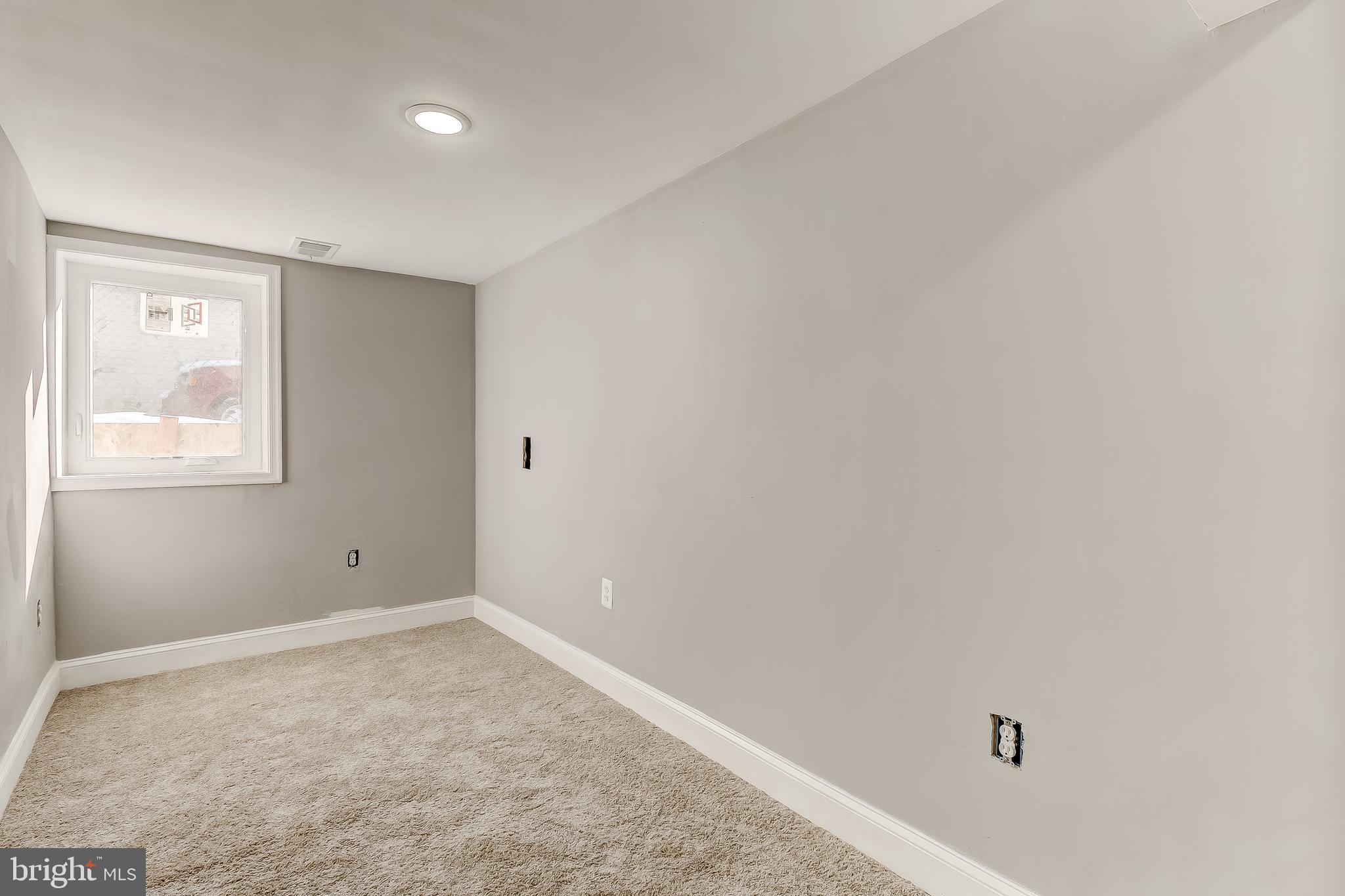 HOWARD PARK - Residential