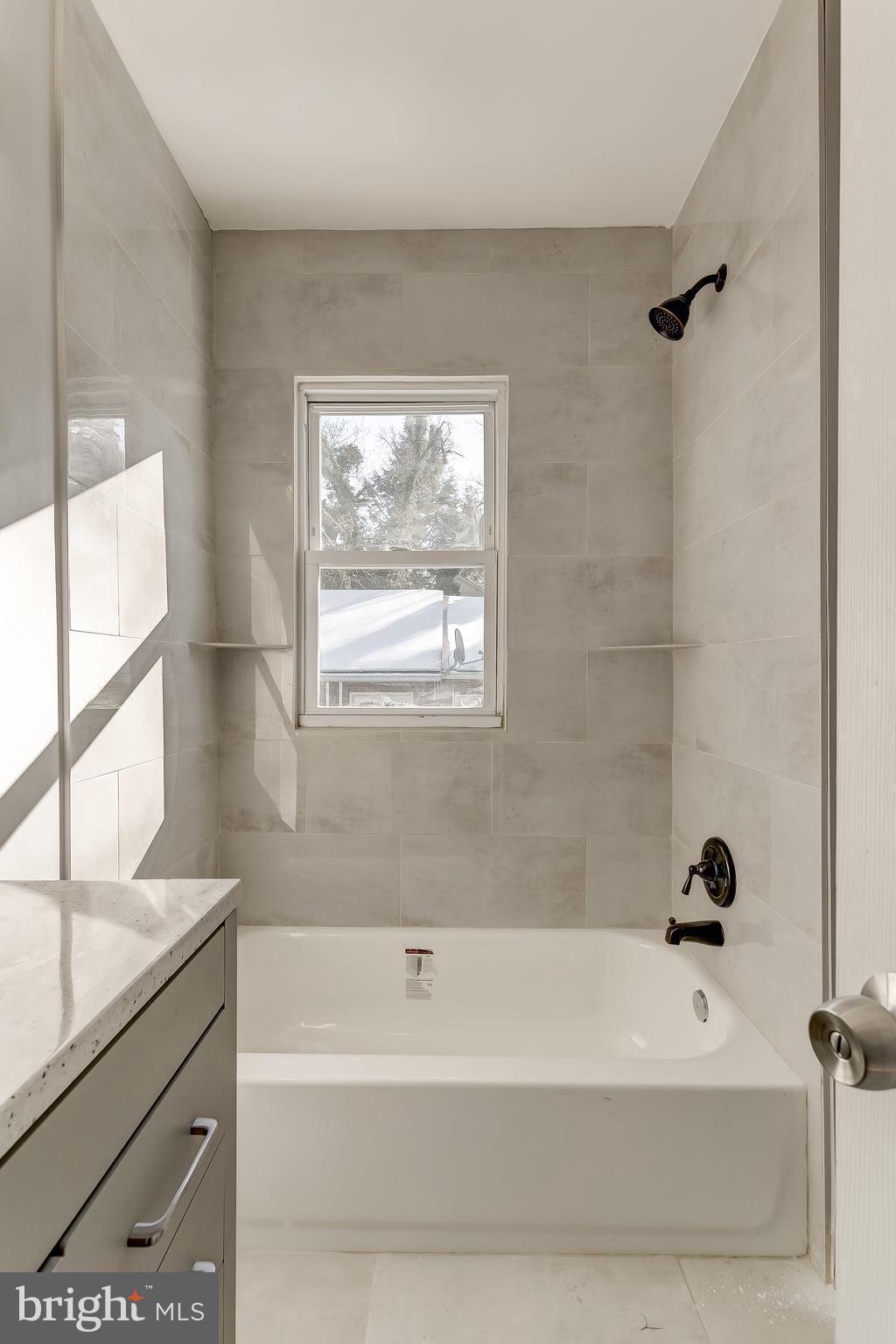 HOWARD PARK - Residential