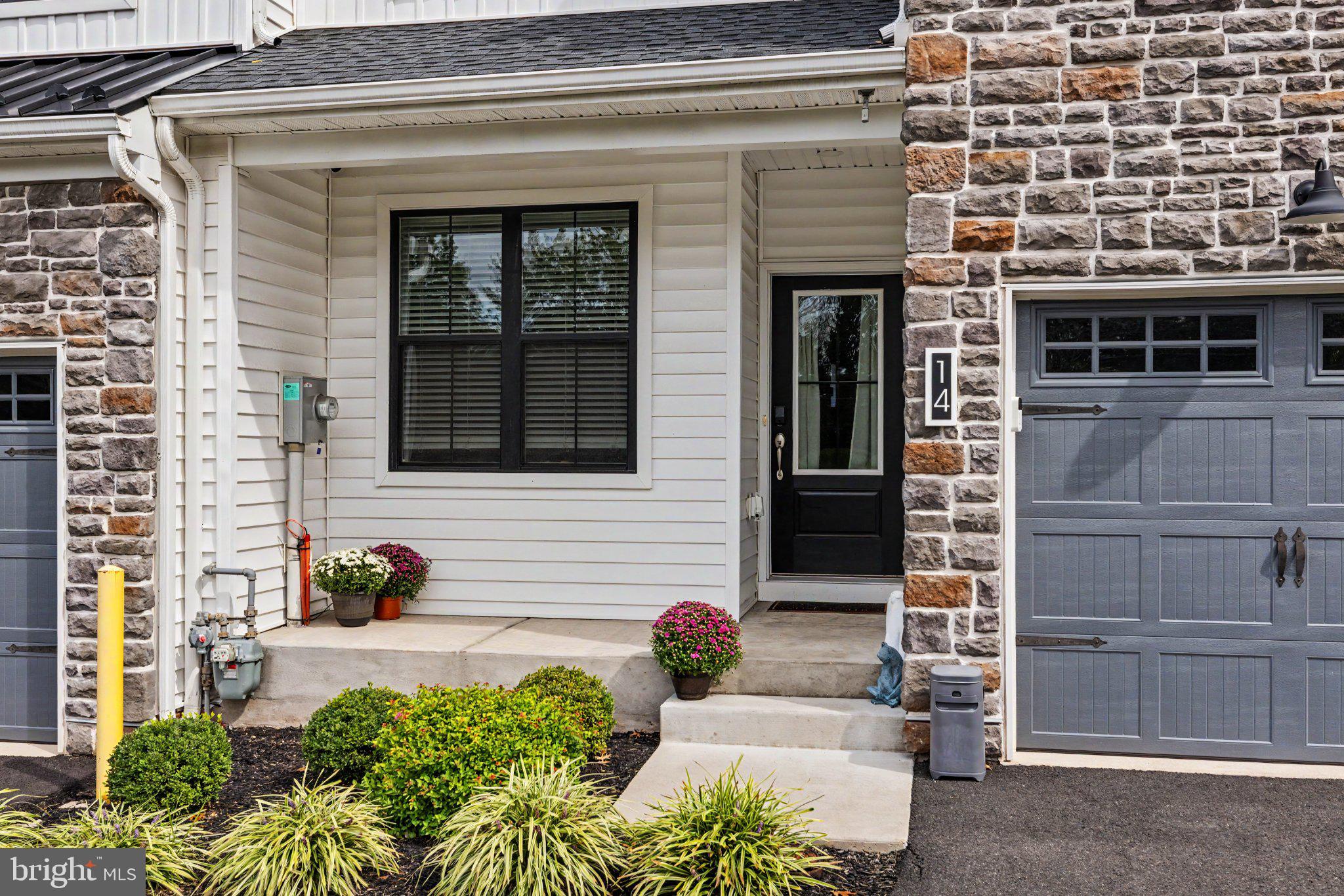 14 WHEATLEY WALK