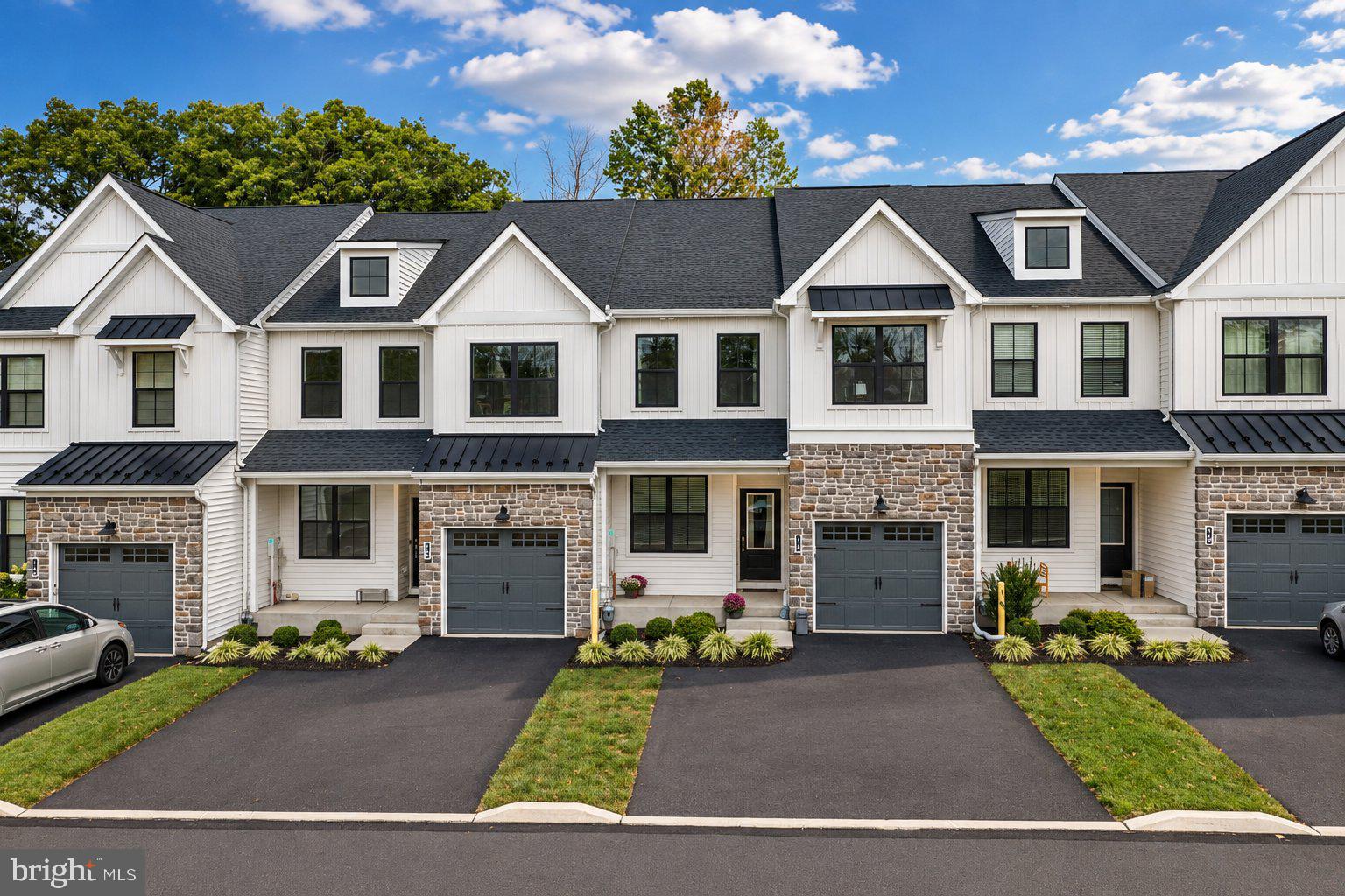 14 WHEATLEY WALK