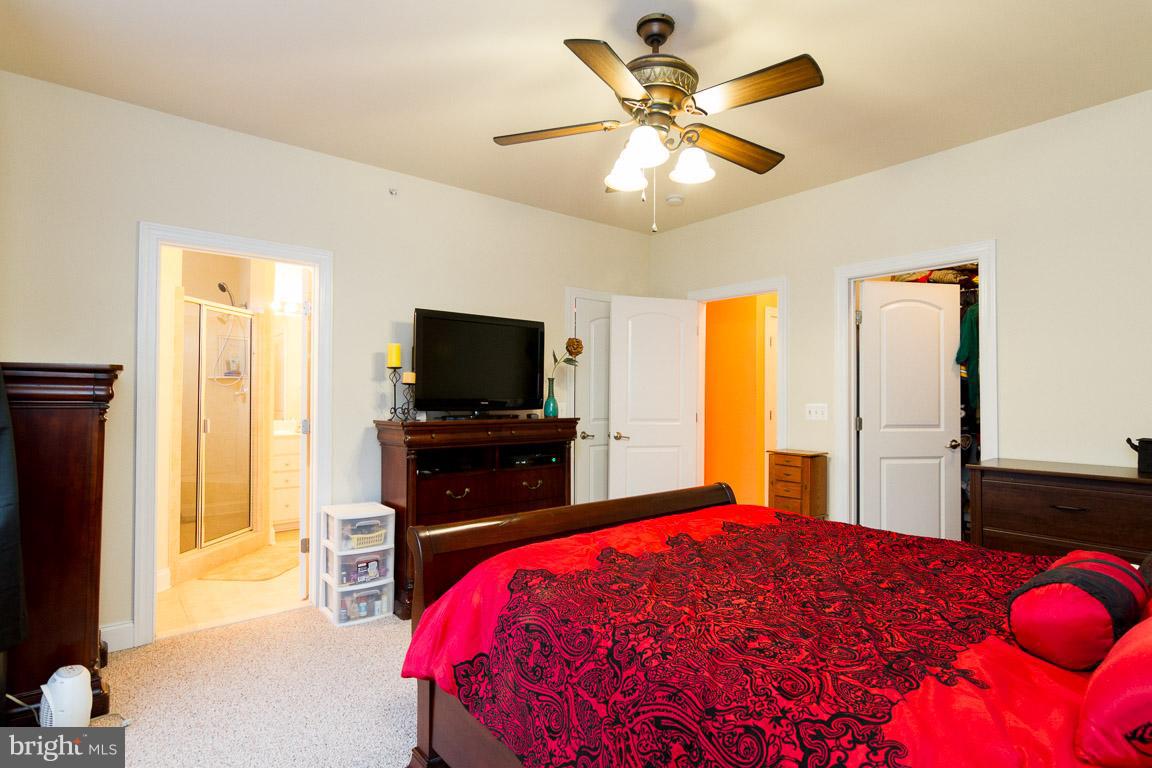 POTOMAC CLUB - Residential