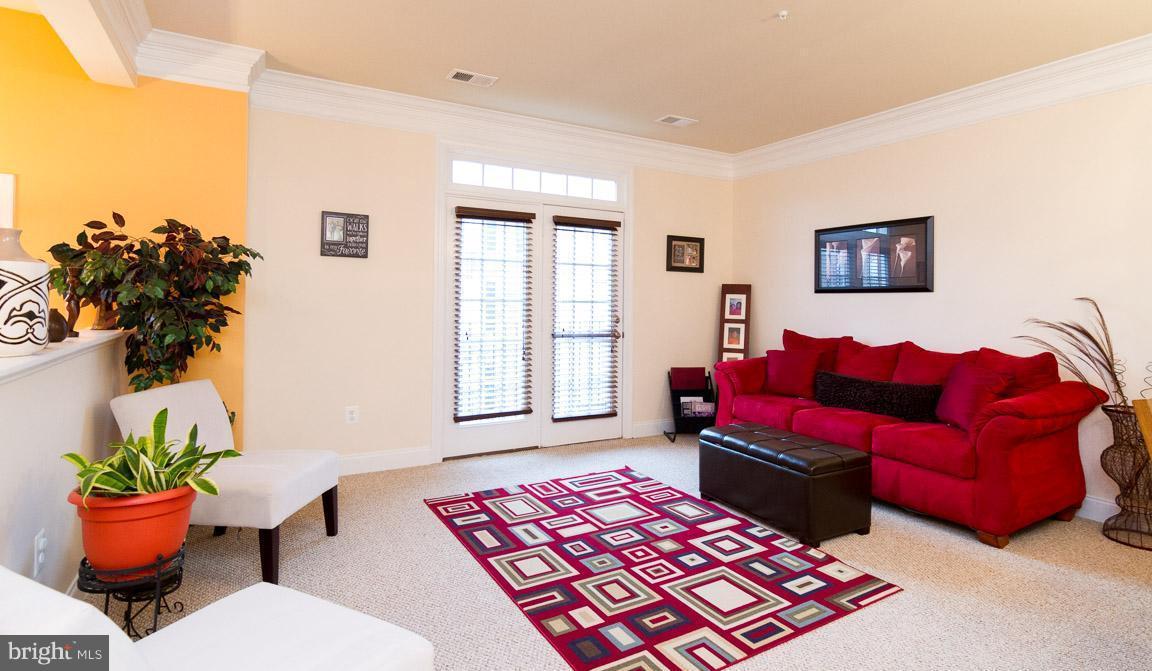 POTOMAC CLUB - Residential