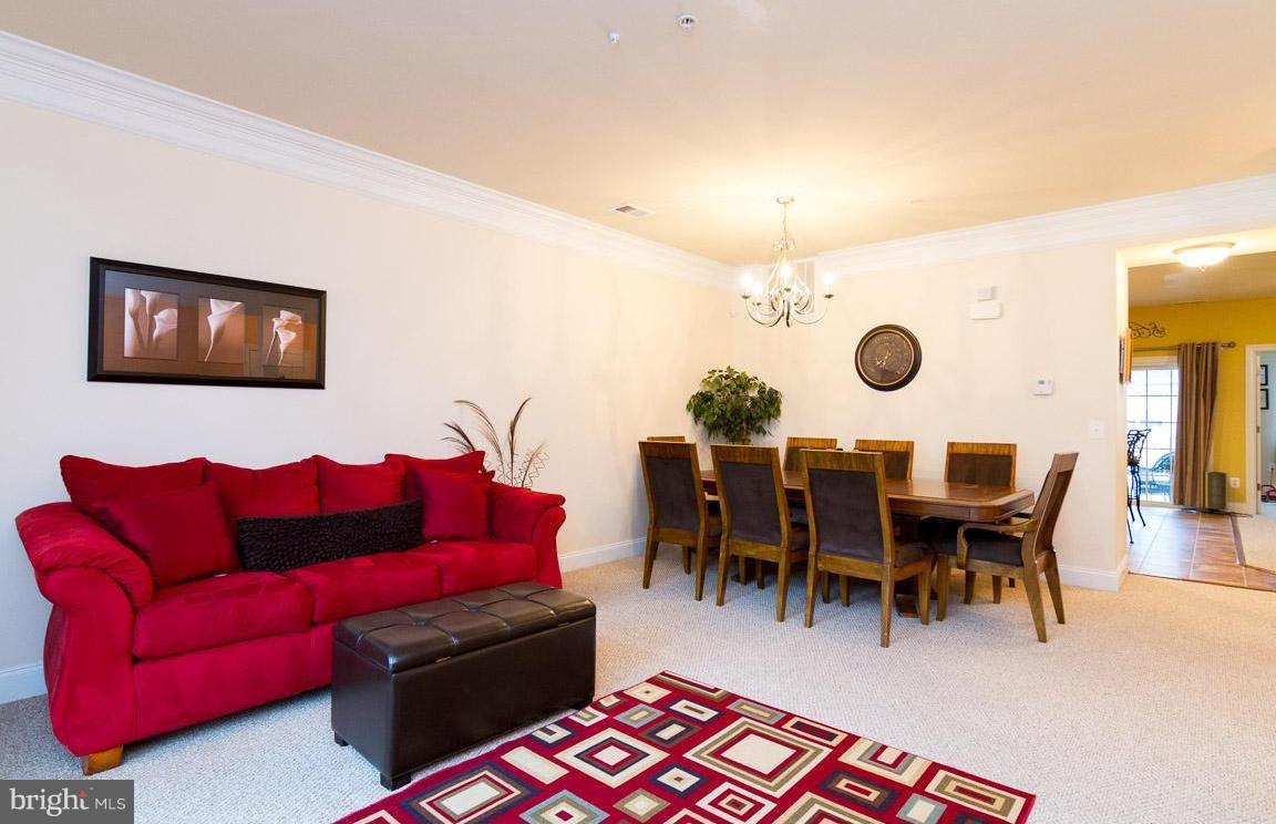 POTOMAC CLUB - Residential