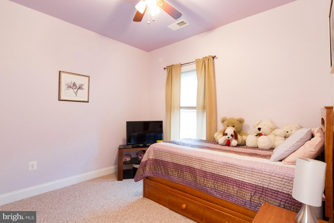 POTOMAC CLUB - Residential