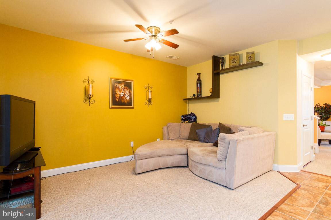 POTOMAC CLUB - Residential