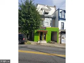 2302 N Market St N, Wilmington, DE 19802