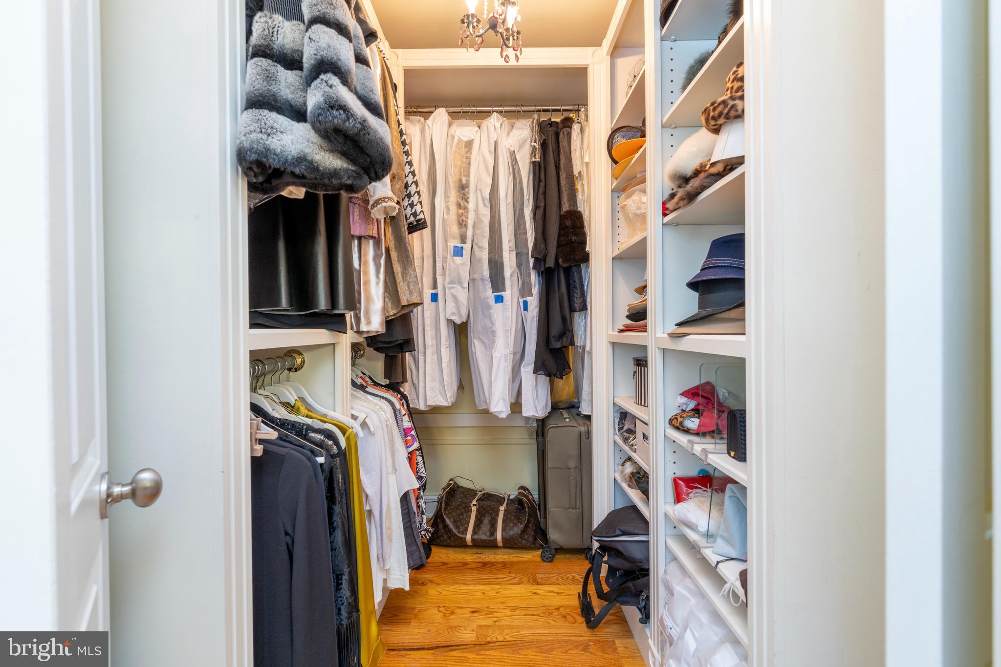 RUXTON - Residential