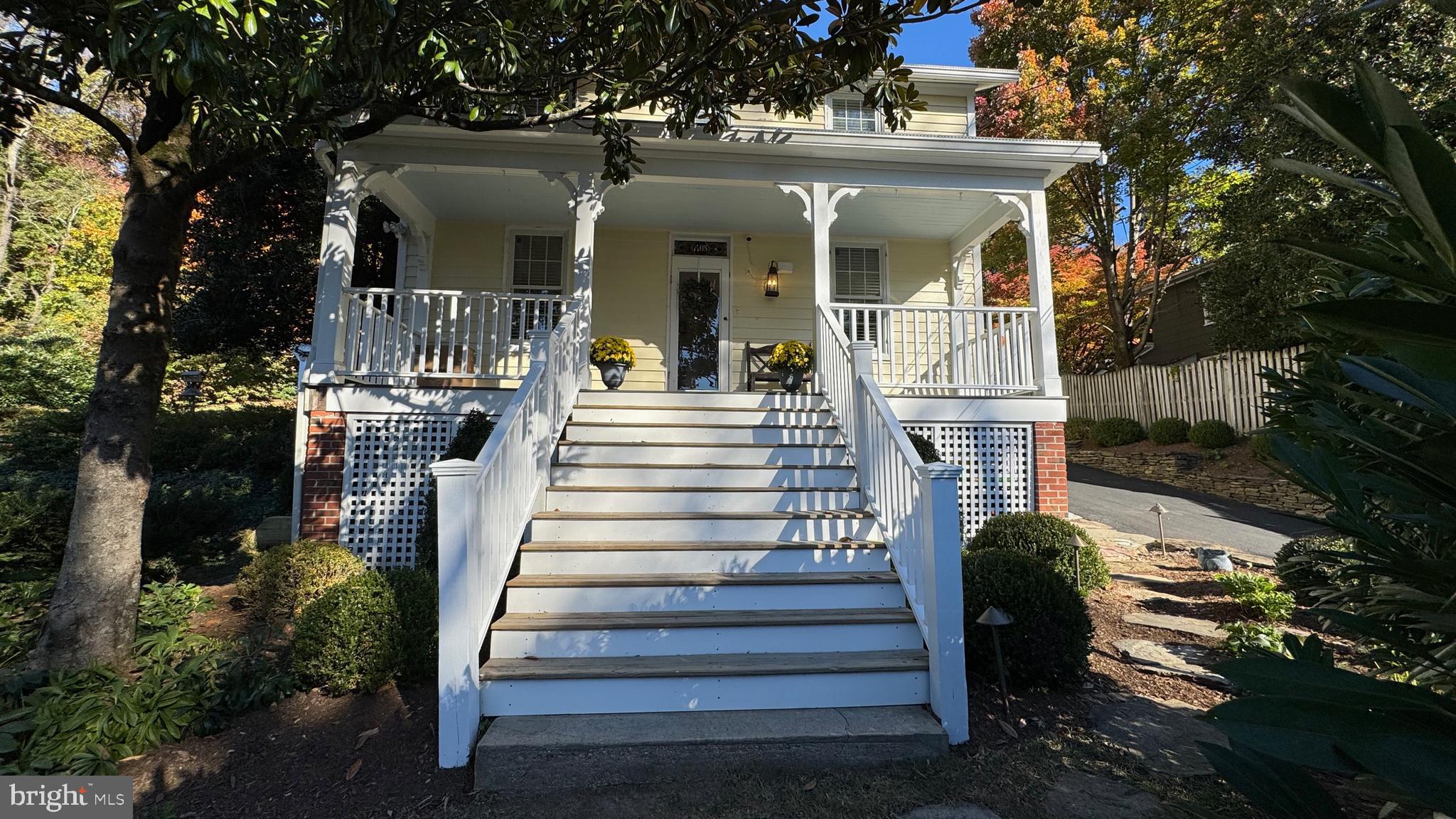 RUXTON - Residential