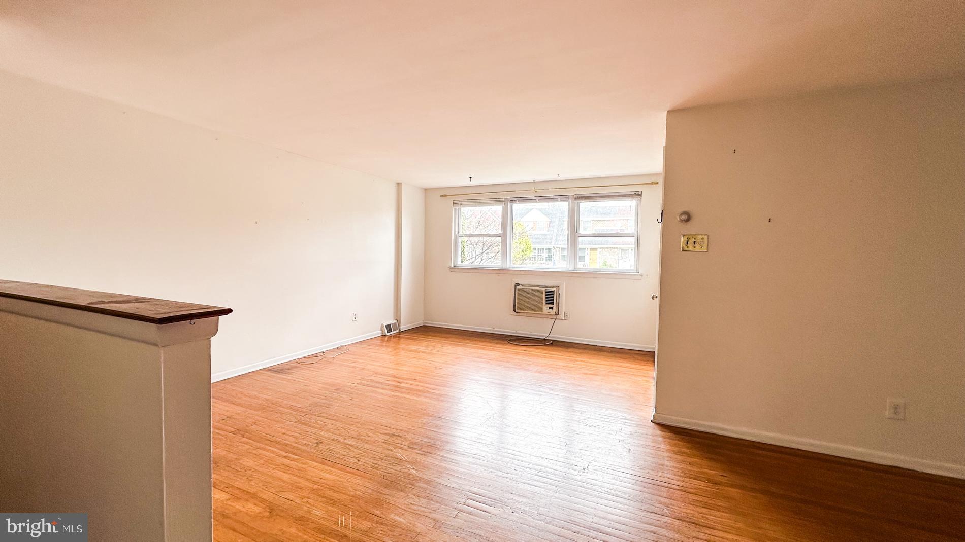 ROXBOROUGH - Residential Lease