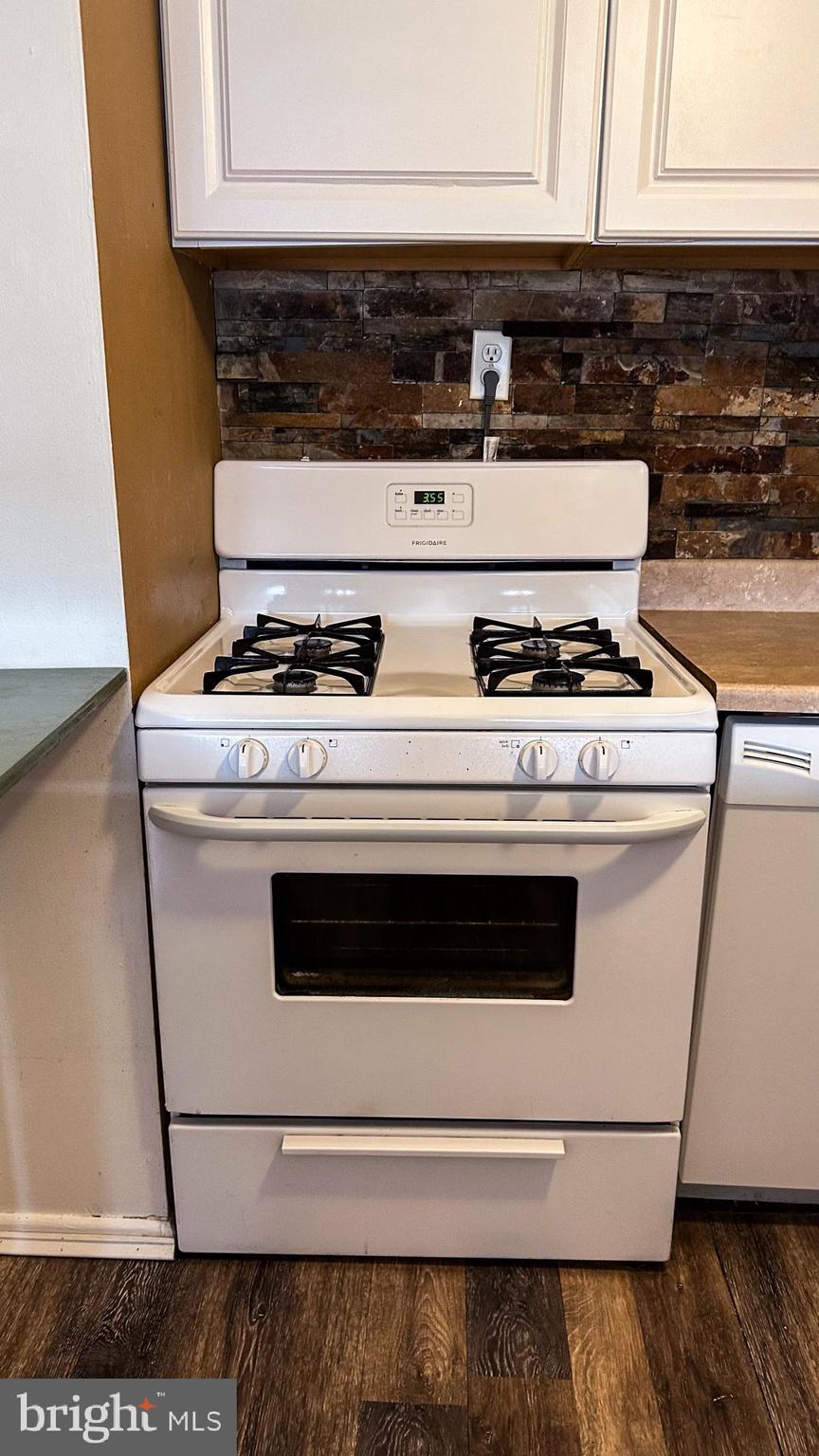 ROXBOROUGH - Residential Lease