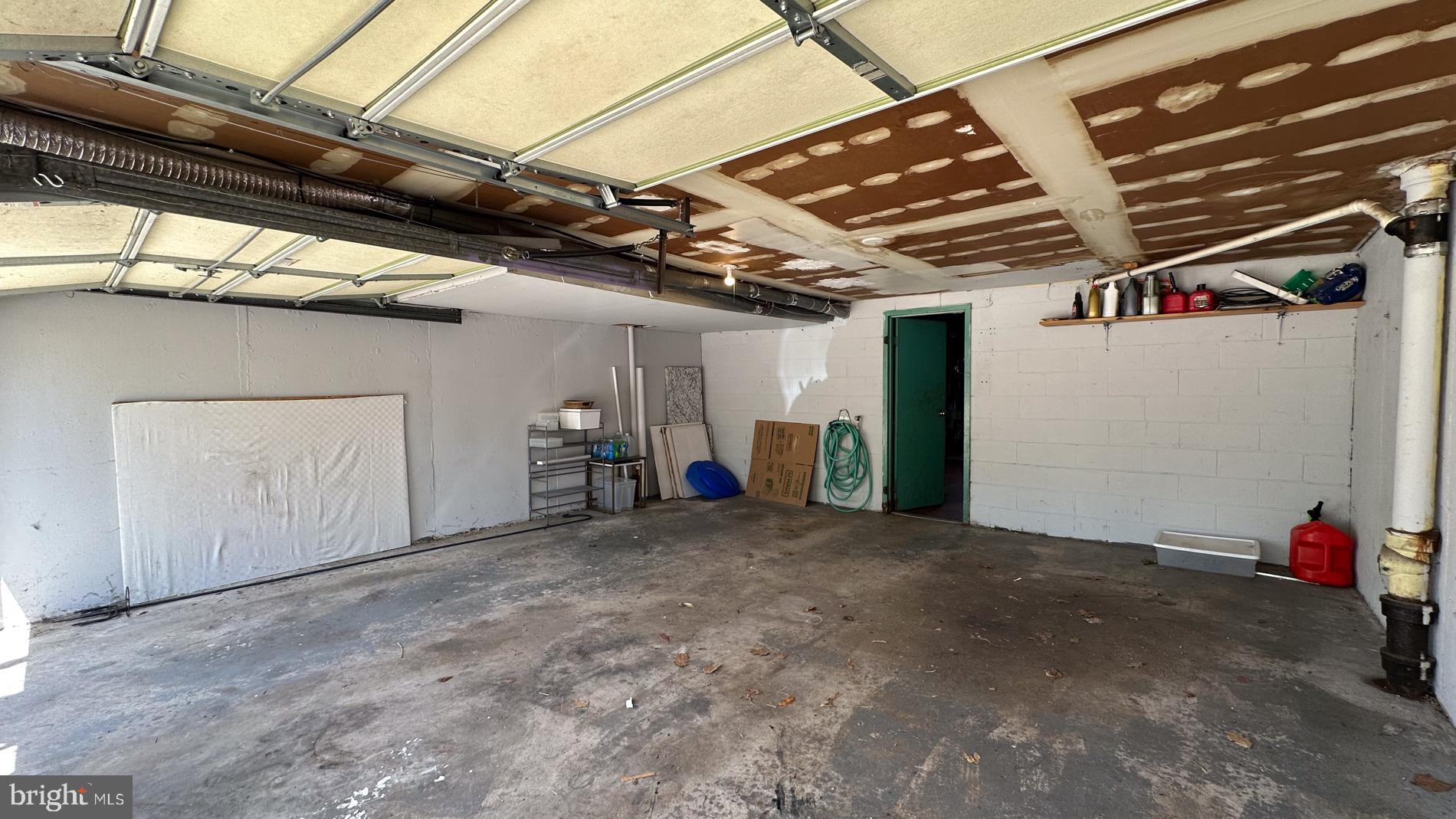 ROXBOROUGH - Residential Lease