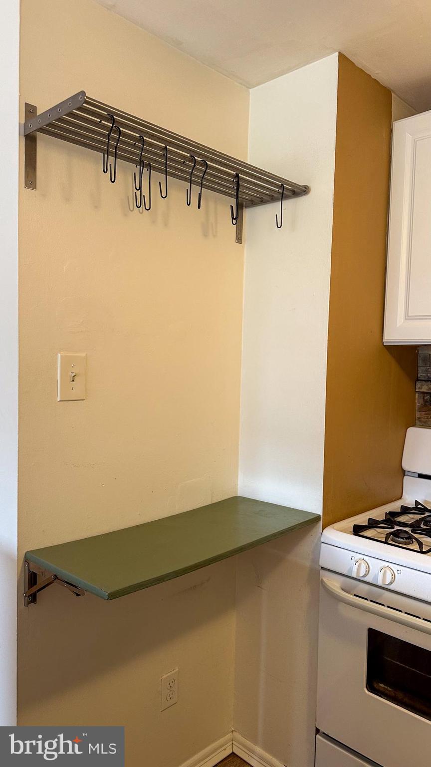 ROXBOROUGH - Residential Lease