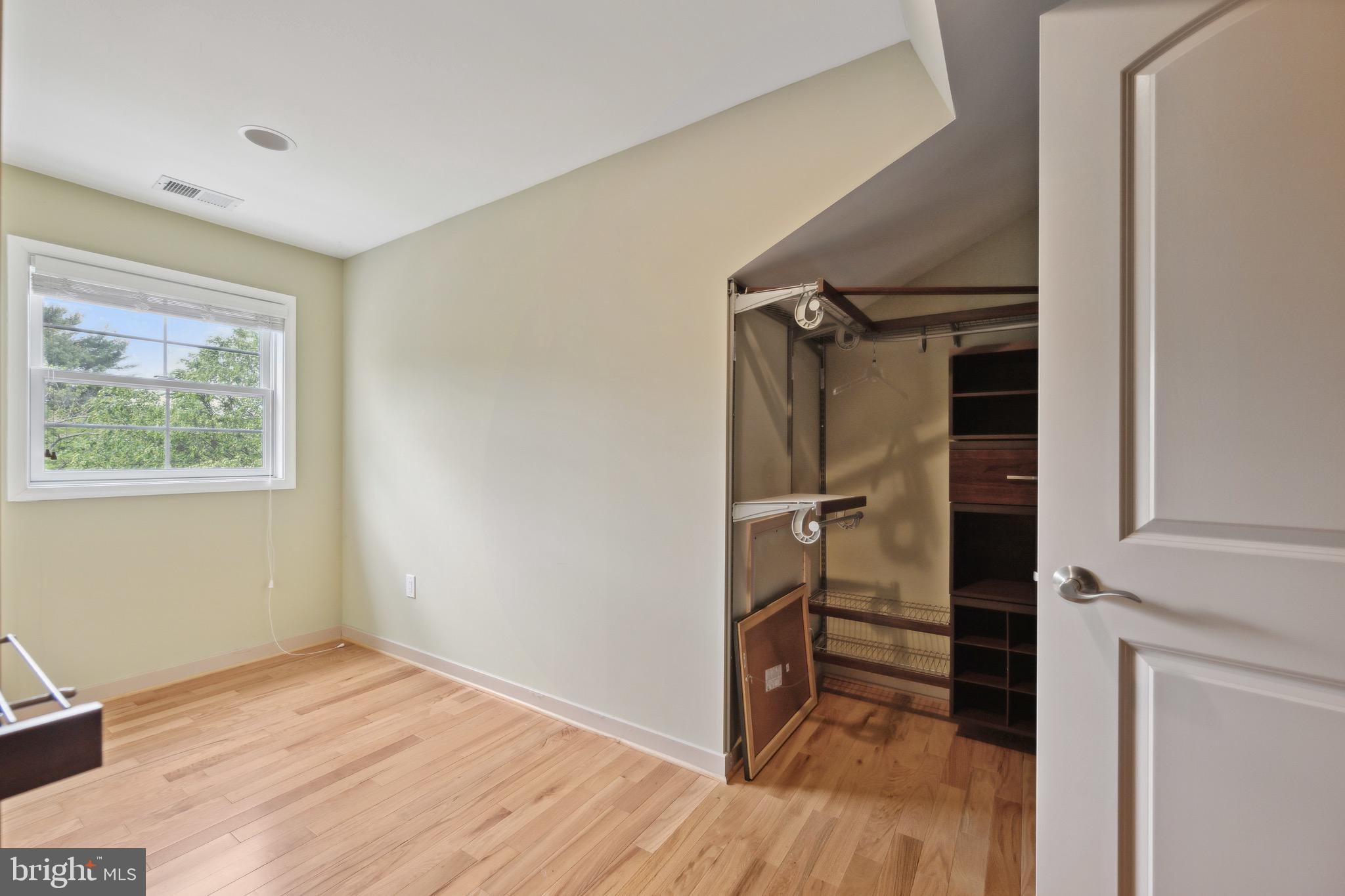 ALTA VISTA - Residential