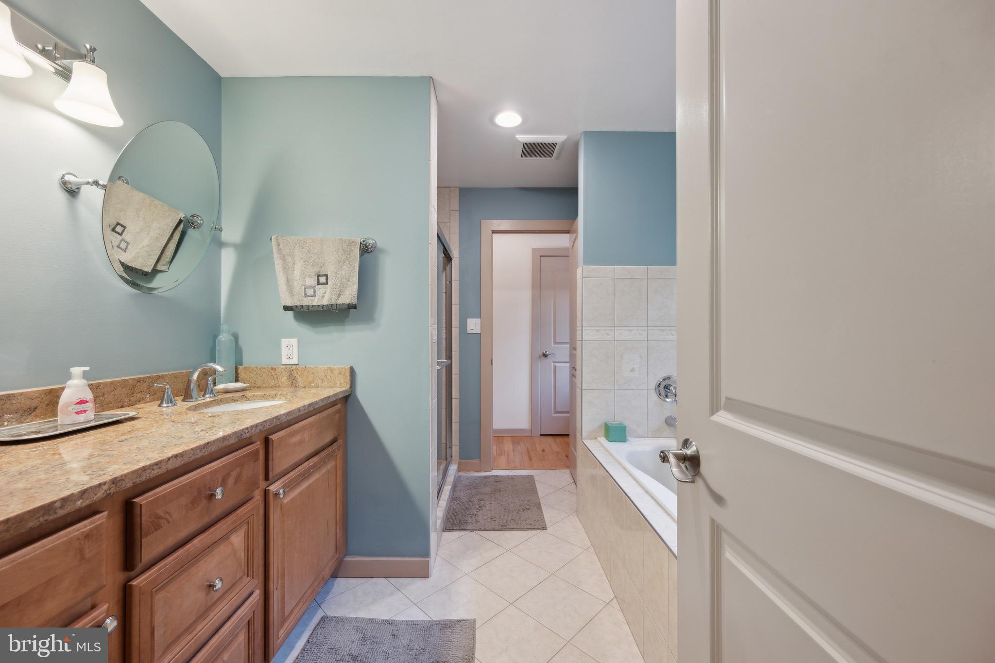 ALTA VISTA - Residential