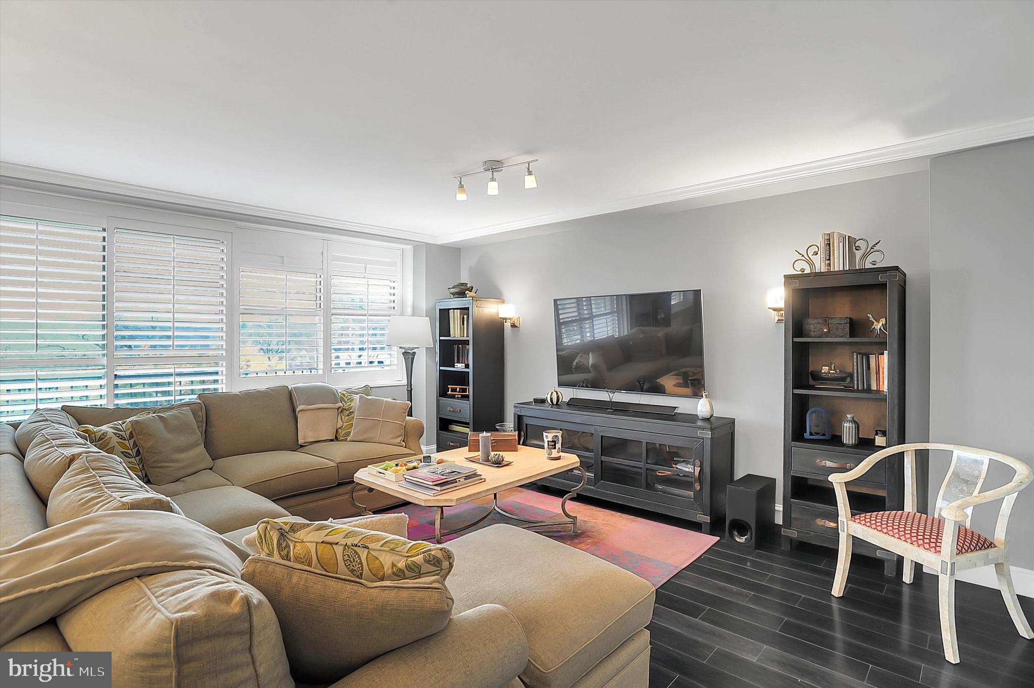 20 CONSHOHOCKEN STATE ROAD 402