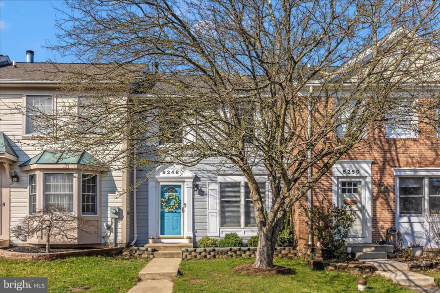 Get ready… this one is going to turn heads 🤯✨

🏡 Tucked away on a quiet cul-de-sac and backing to gorgeous trees, this home offers the perfect blend of privacy, updates, and location!

✨ Major Updates You’ll LOVE:
✔️ Brand NEW Roof & Gutters
✔️ Brand NEW LVP Flooring
✔️ Refreshed & Renovated Deck
✔️ NEW Full Bathroom Upstairs

🛋 Inside Features:
☀️ Sun-filled Main Level with Family Room, Dining Room, Work Nook, Kitchen & Powder Room
🛏 3 Bedrooms Upstairs including a beautifully appointed Owner’s Suite with dressing area
🔥 Lower Level Recreation Room with Wood Burning Fireplace
🚪 Walk-out to fenced backyard & lower deck
🛁 Full Bathroom on Lower Level
🧺 Laundry Room with newer washer & dryer

🌳 Location Perfection:
👣 Steps to daycare, elementary school, pool & playgrounds
🚗 Minutes to Downtown New Market, restaurants & shopping
🚗 Only 12 minutes to Downtown Frederick
🚗 Easy access to commuter routes

🌊 PLUS… enjoy everything Lake Linganore has to offer:
🏖 Beach
🏊‍♀️ Multiple Pools
🏀 Basketball Courts
🎾 Tennis Courts
🚶‍♀️ Scenic Promenade & more!
🍎 Farmer’s Market
🎶 Summer Concert Series
🚛 Food Truck Nights
🎆 Community Fireworks



💥 This one will NOT last—don’t miss your chance 💞

⸻