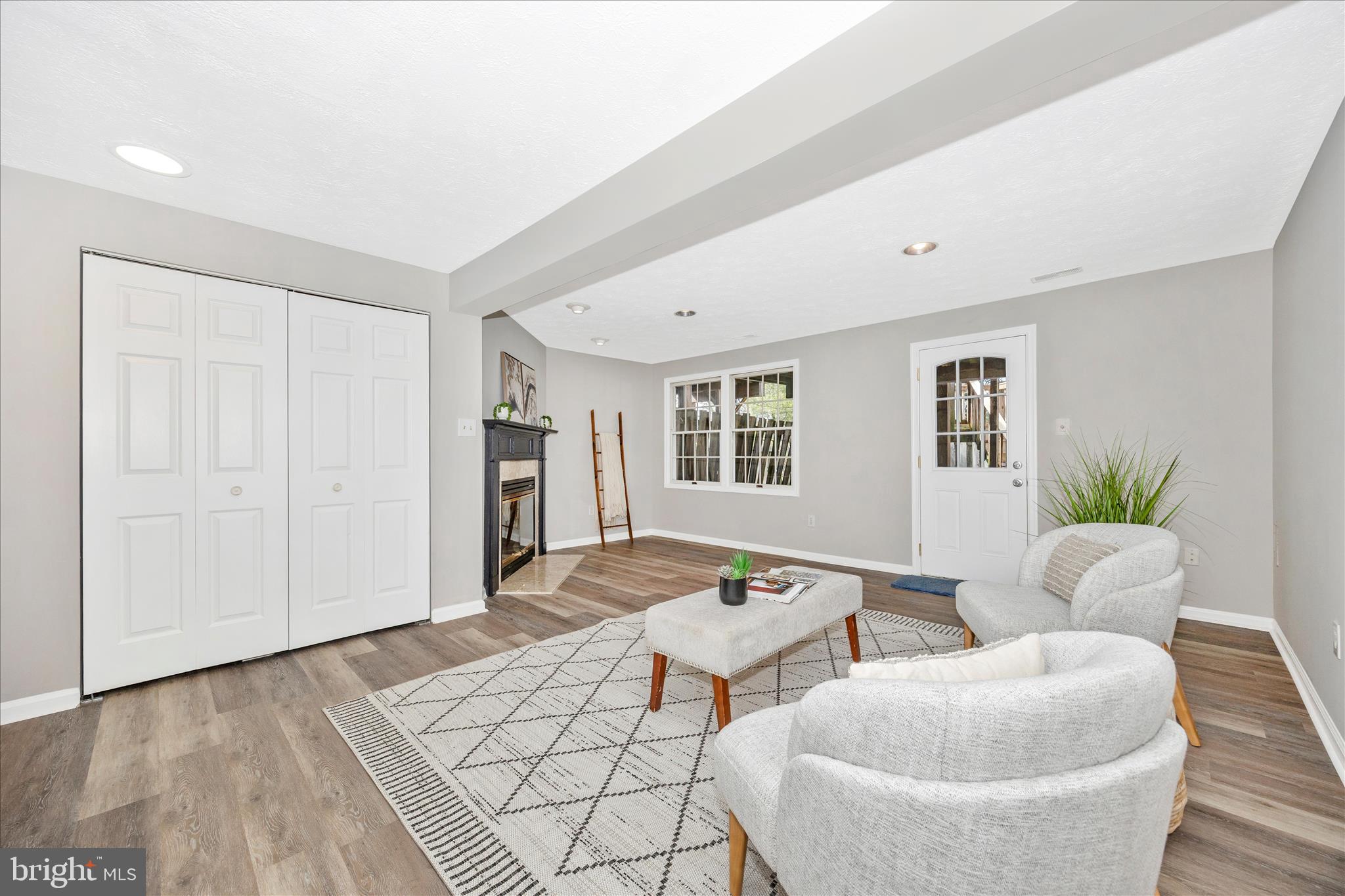 SUMMERFIELD - Residential