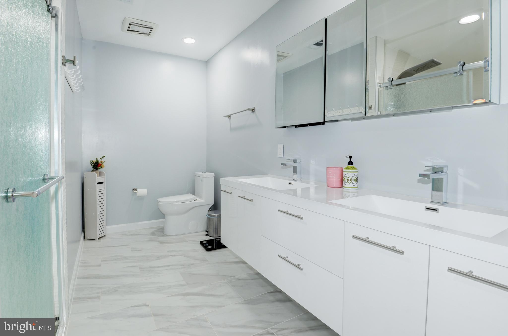 RESTON - Residential Lease