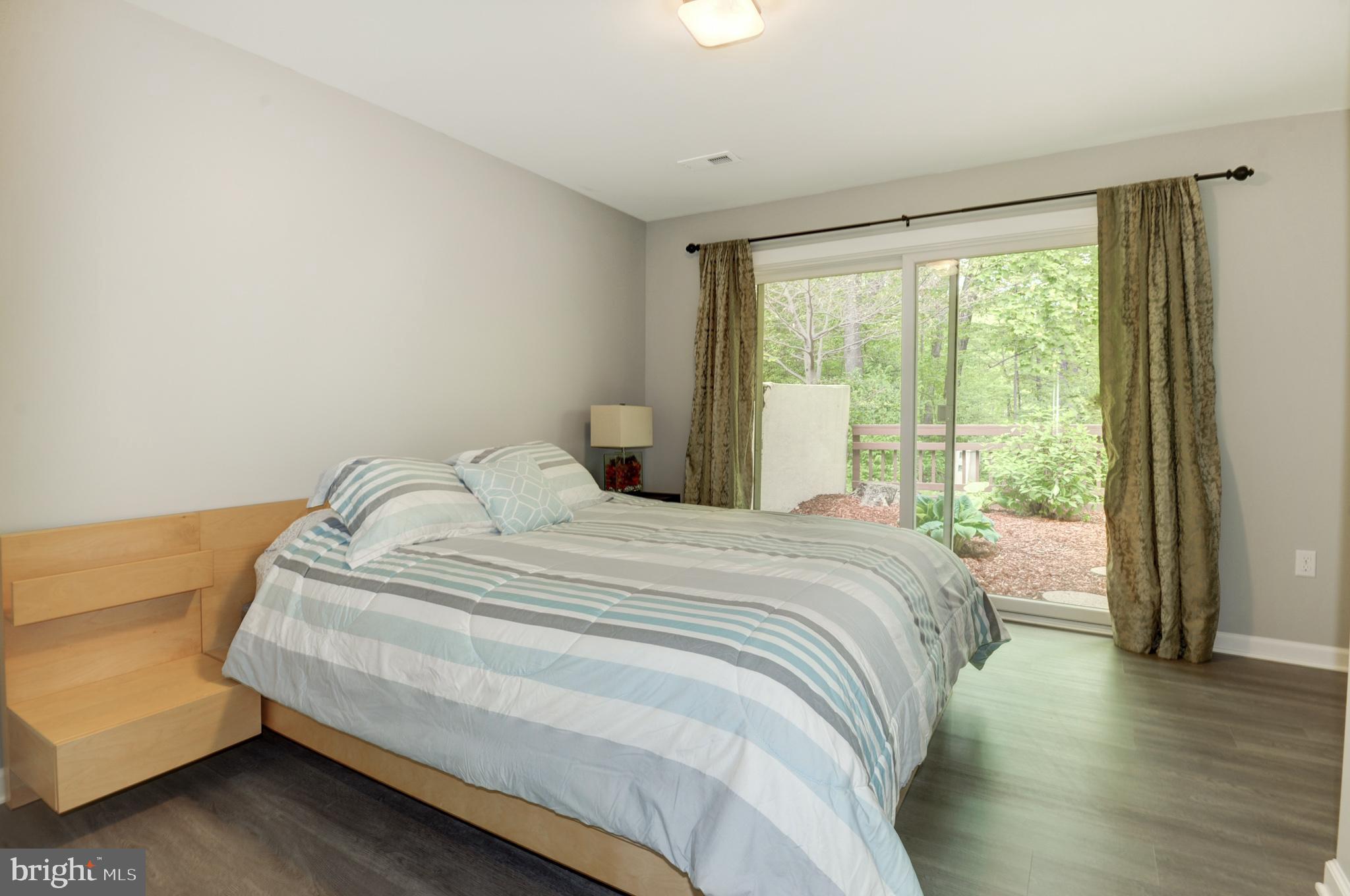 RESTON - Residential Lease